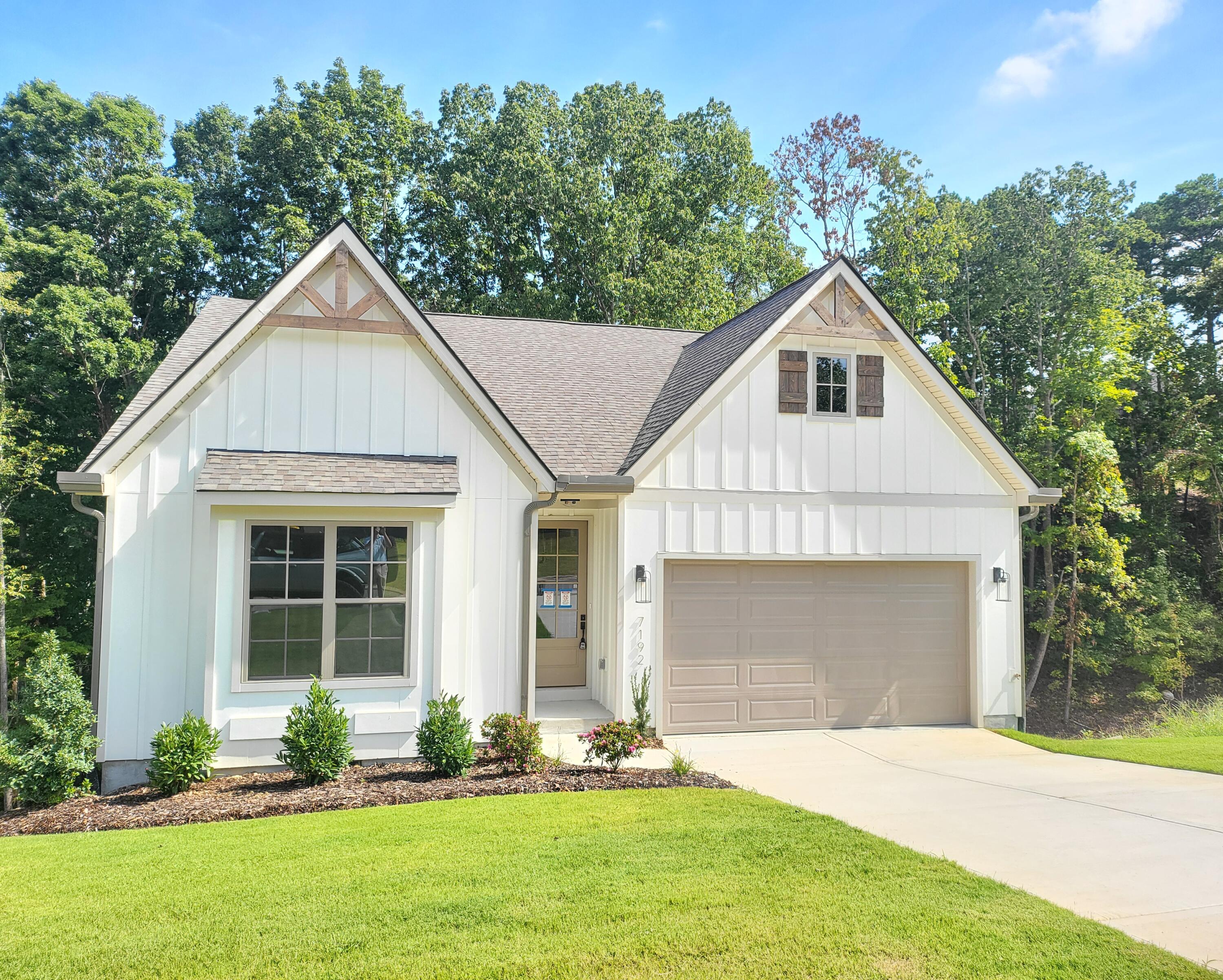 7192 Mercedes Lane, 1532