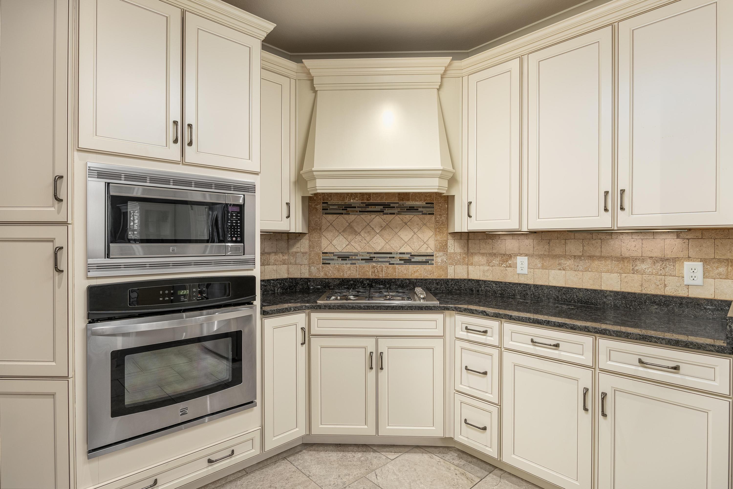 10094 Meadowstone Drive