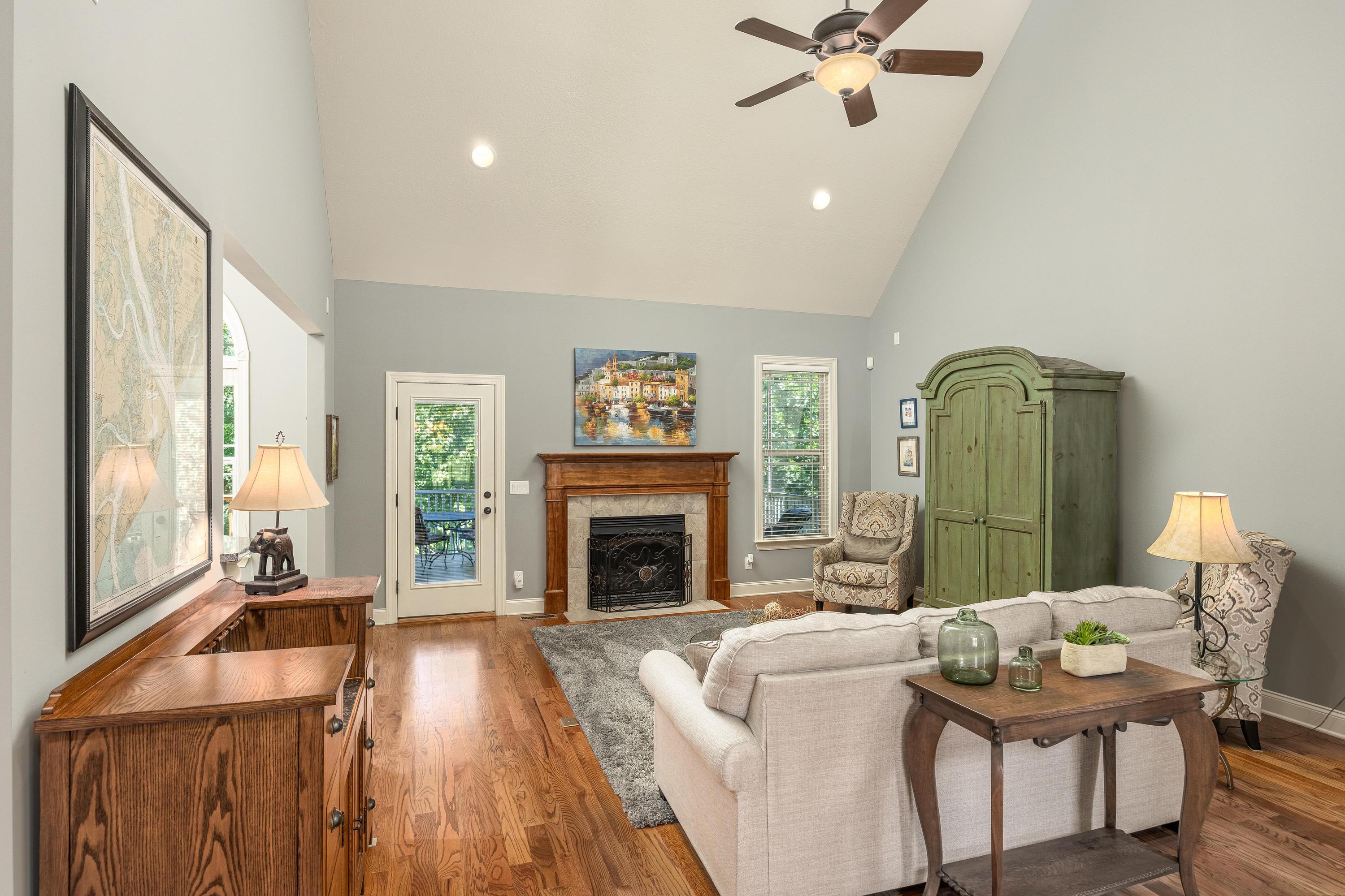10094 Meadowstone Drive