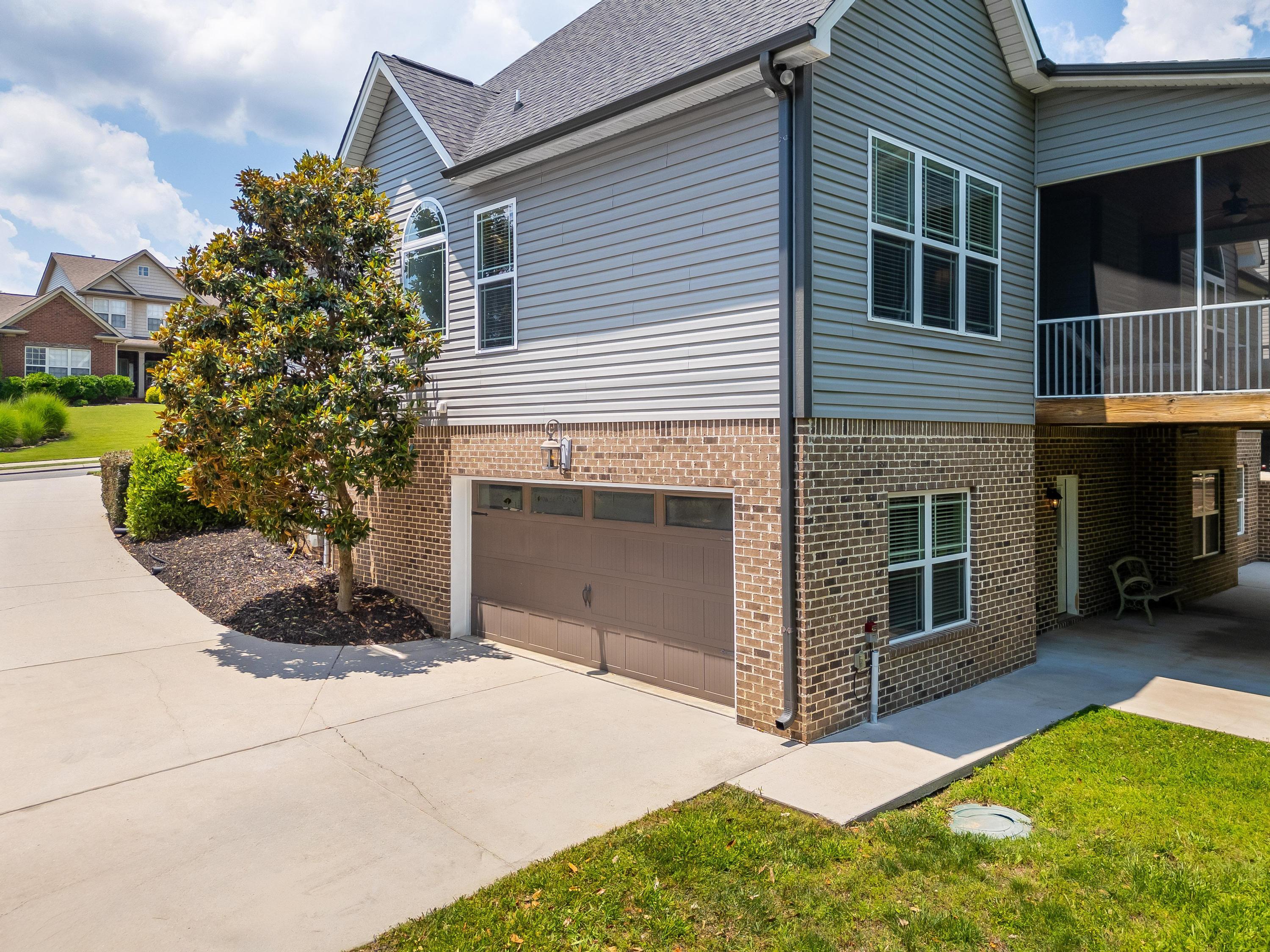 10094 Meadowstone Drive