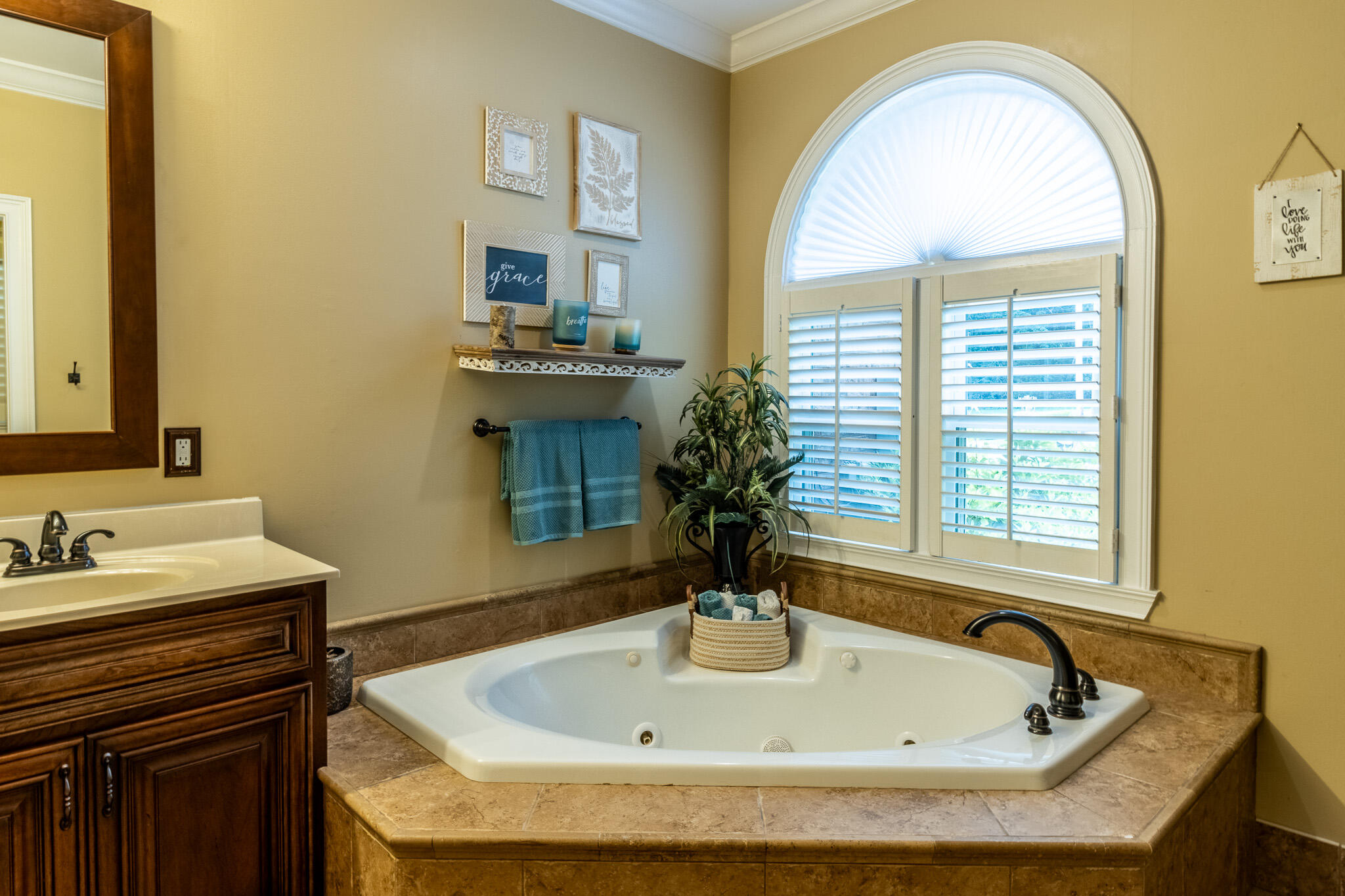312 Charolais Trail