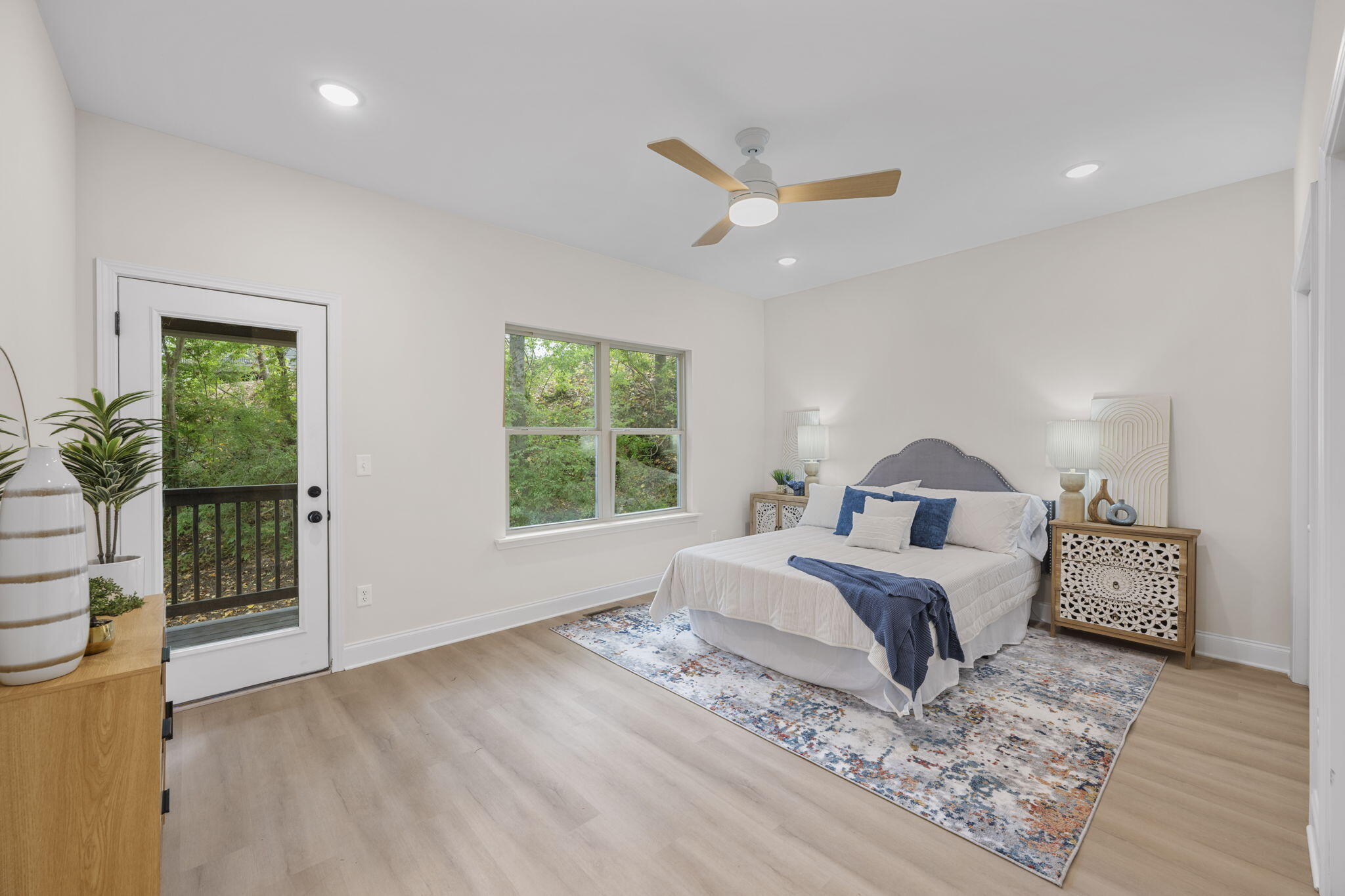 4520 Kellys Ferry Road, 12