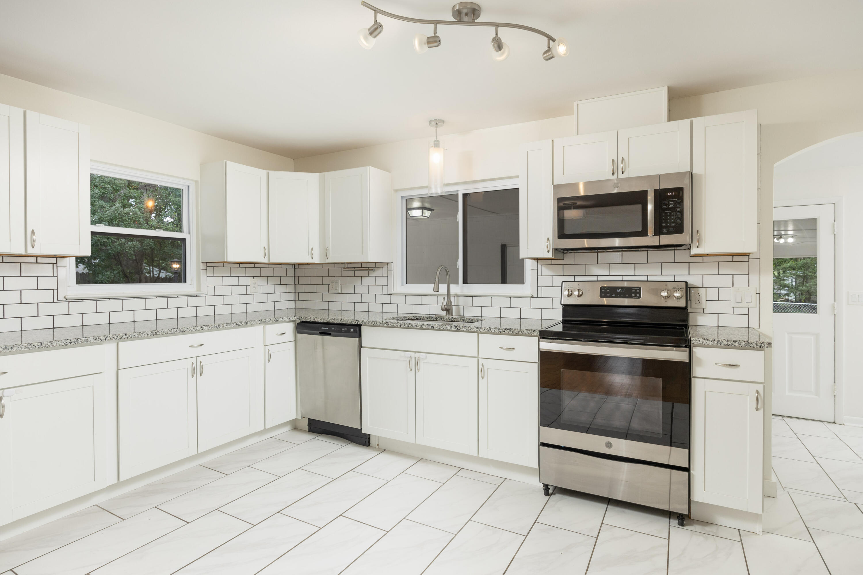 2019 Myrtle Avenue