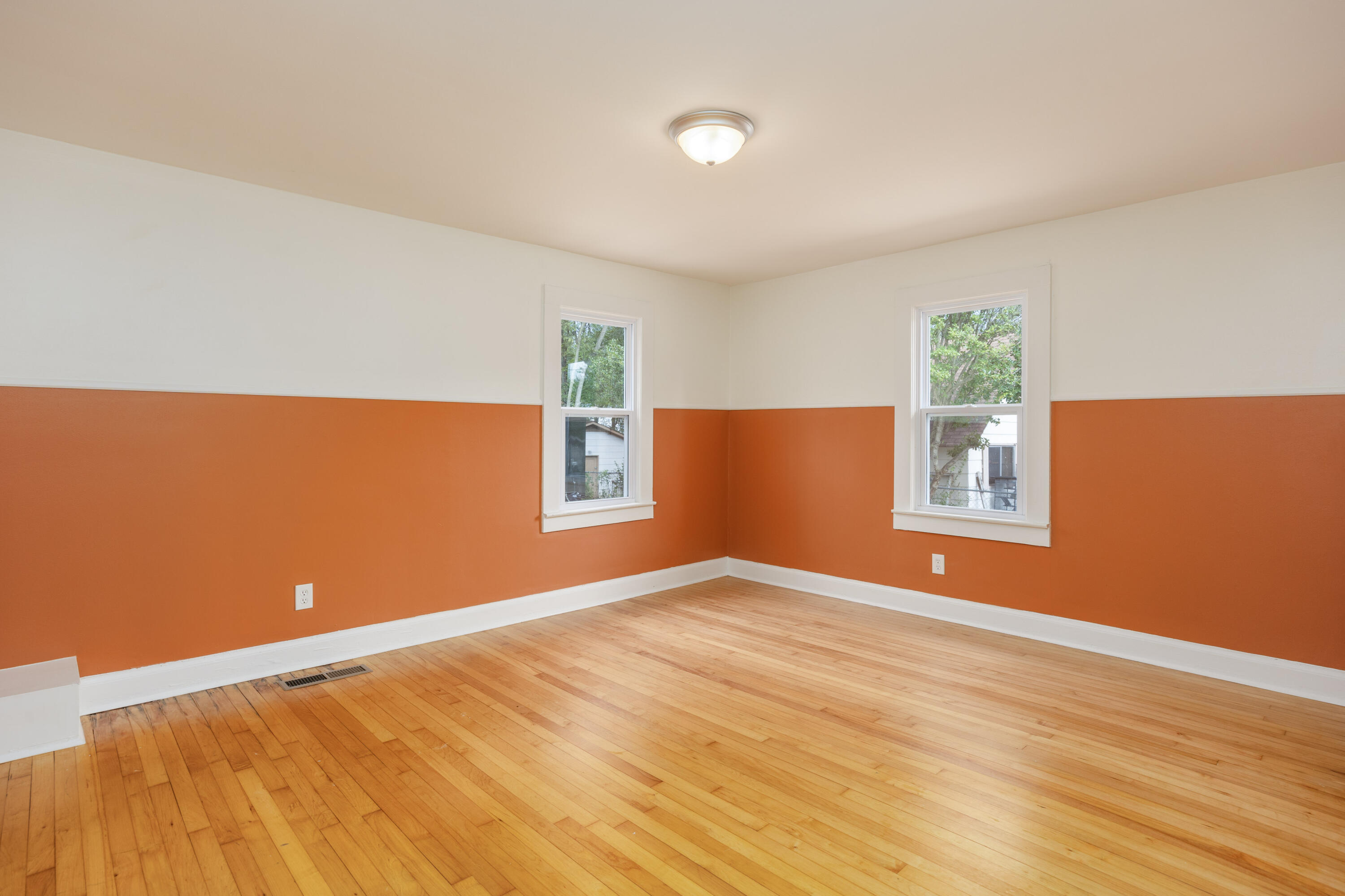 2019 Myrtle Avenue