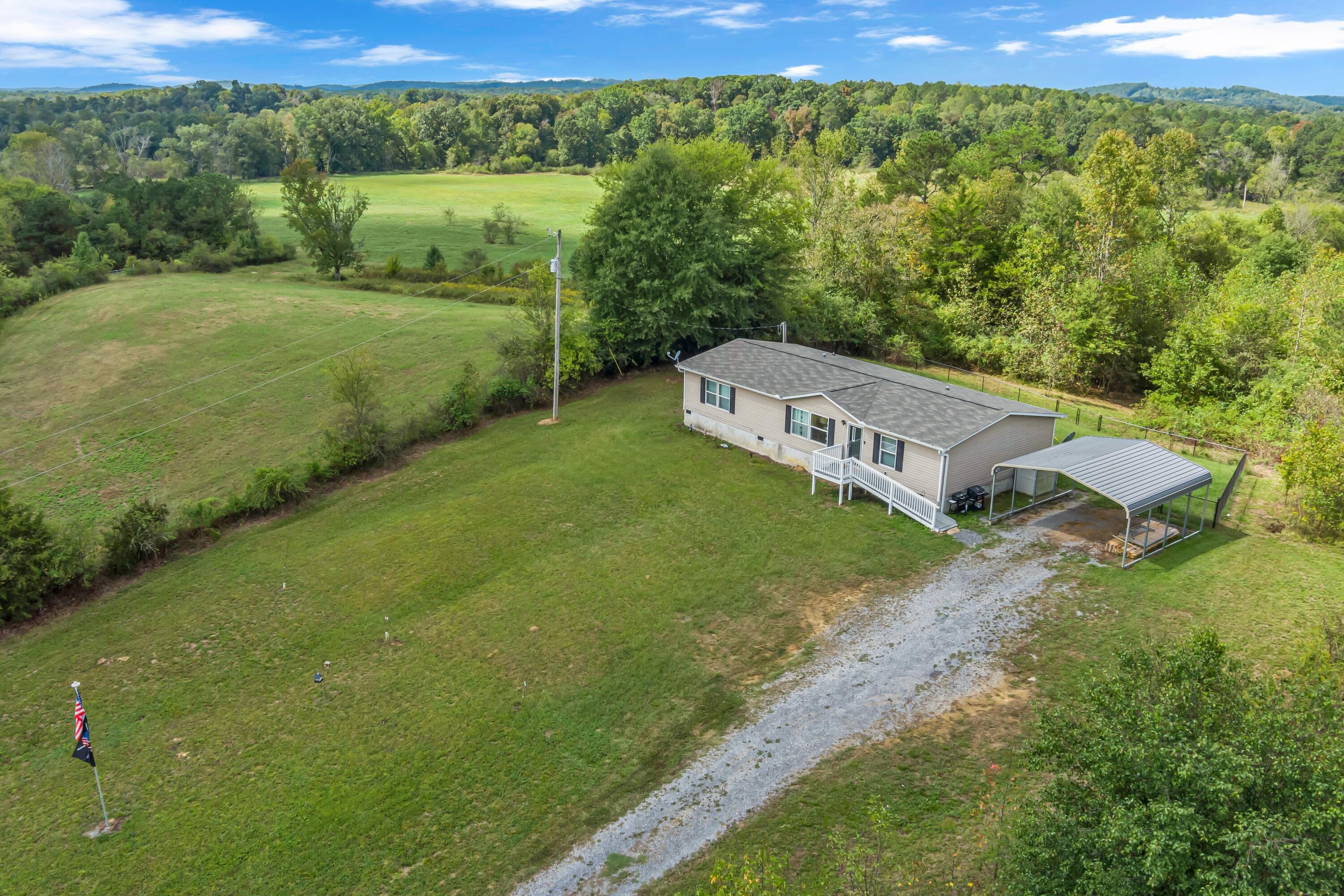 780 Humbard Road SE