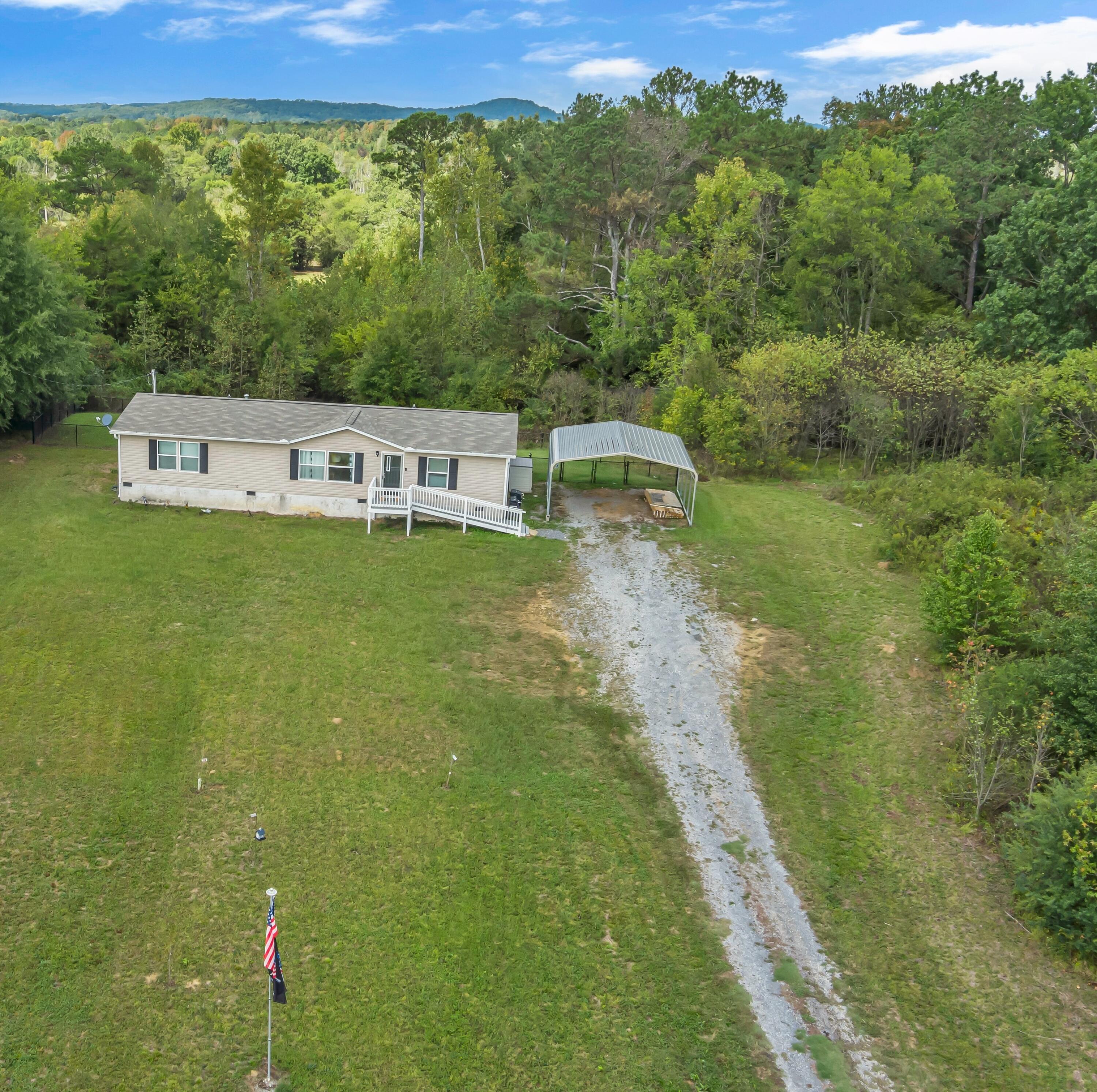 780 Humbard Road SE