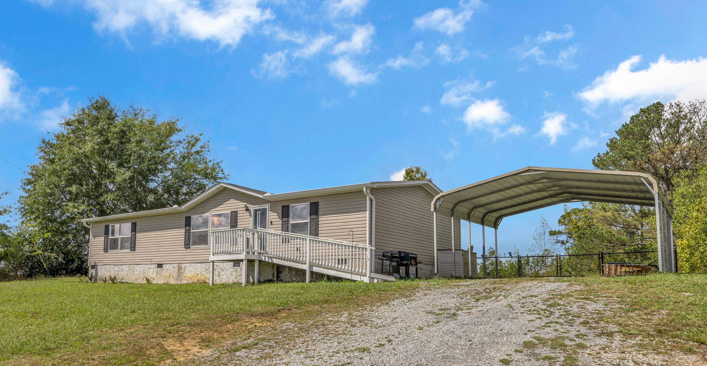 780 Humbard Road SE