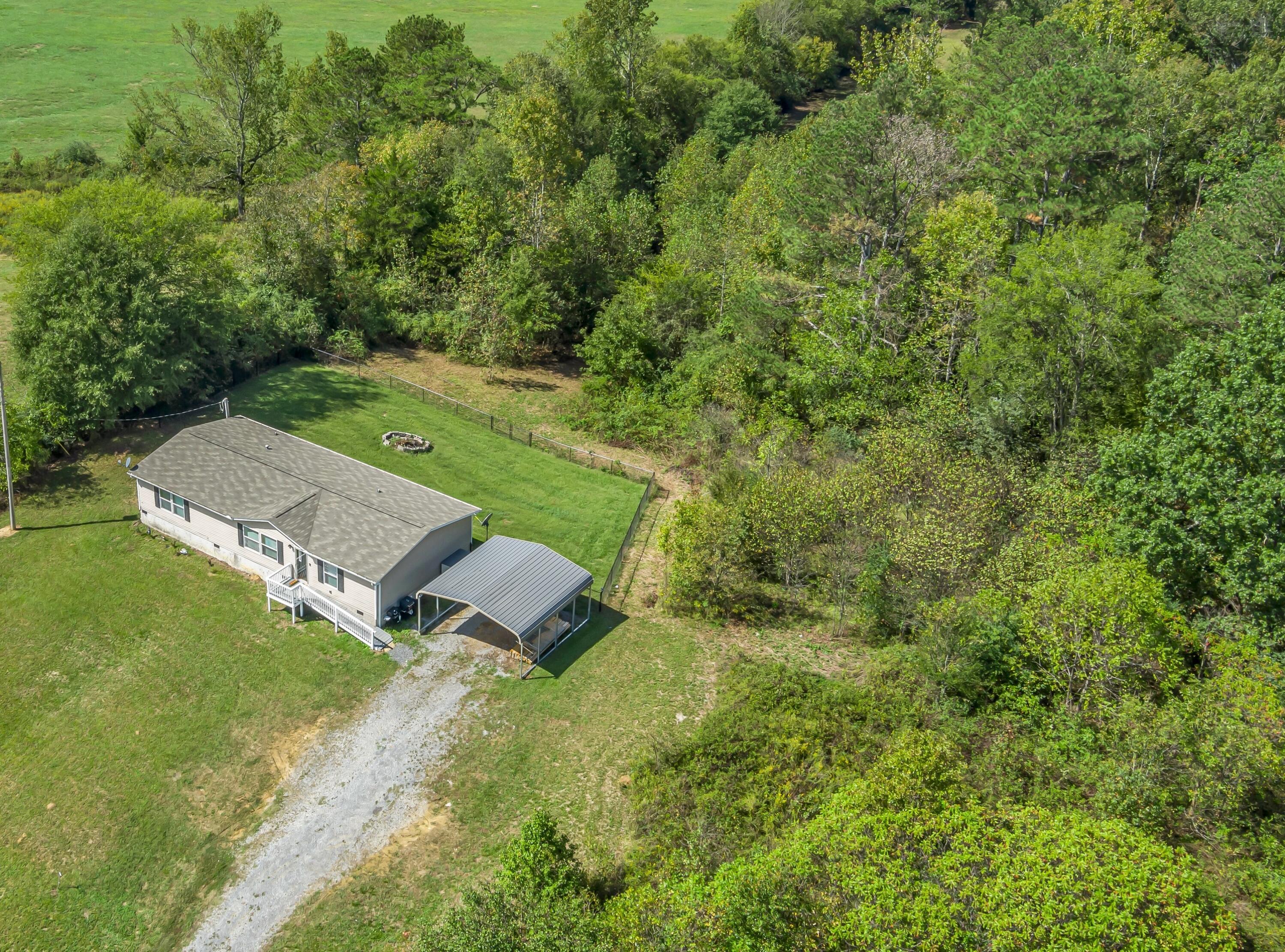 780 Humbard Road SE
