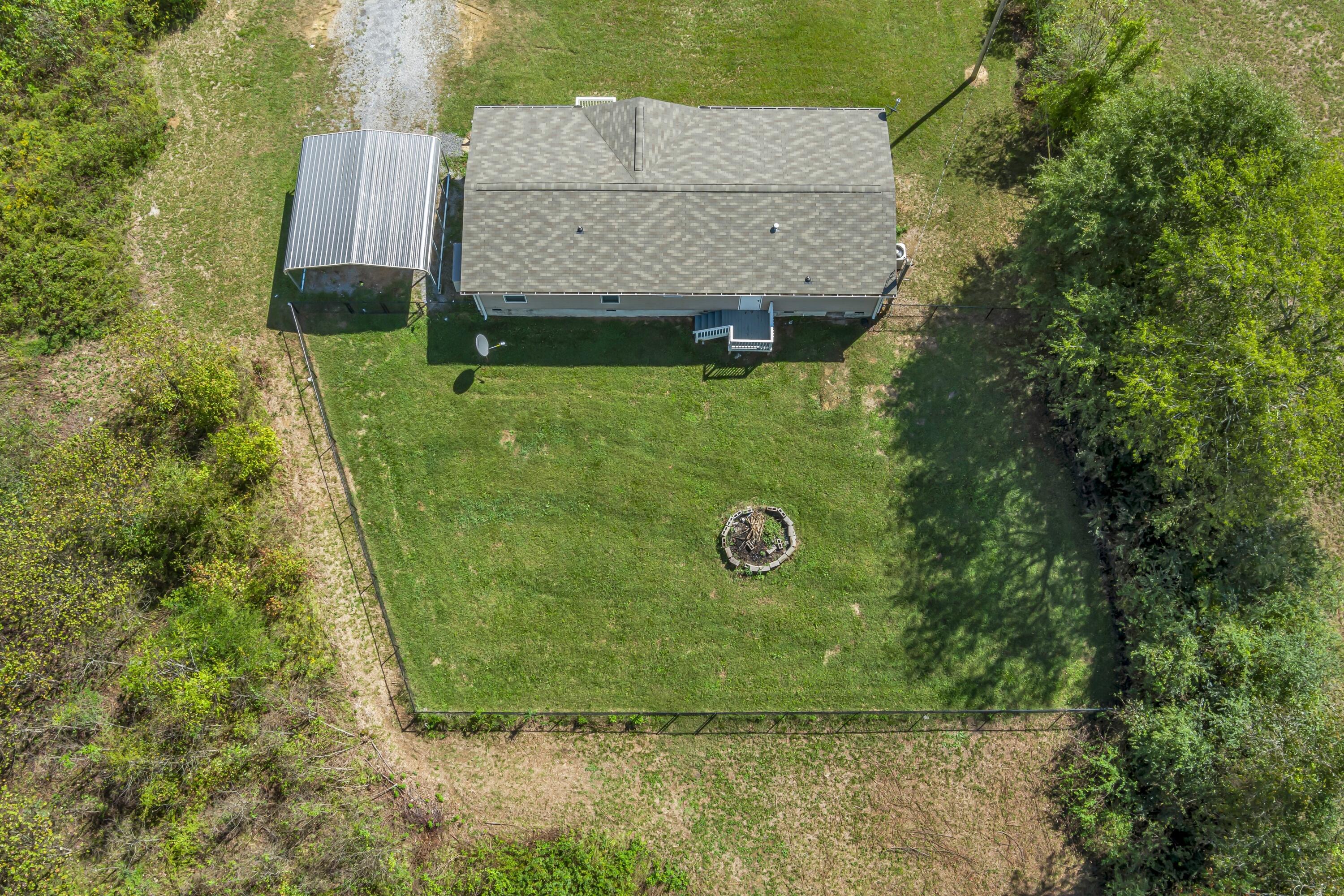 780 Humbard Road SE