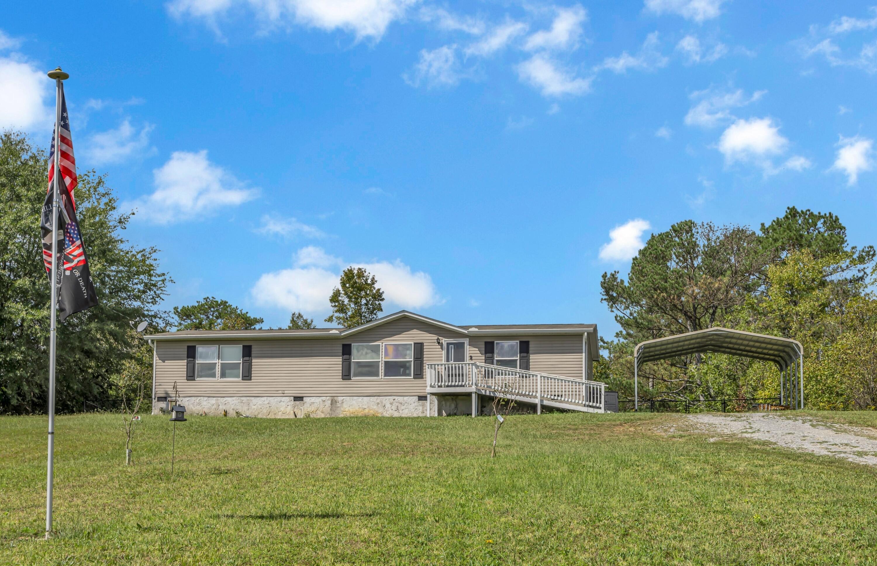 780 Humbard Road SE
