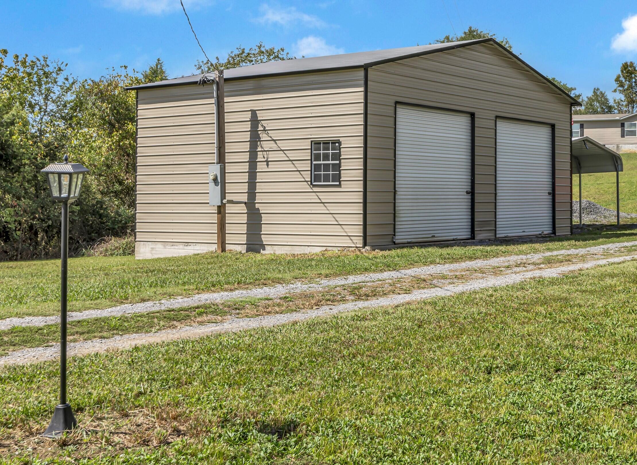 780 Humbard Road SE