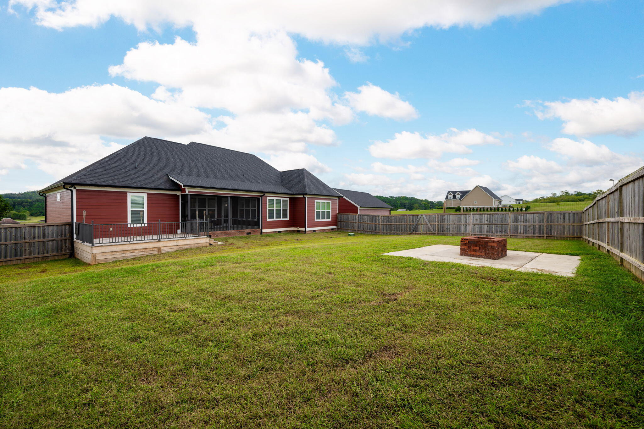 5857 Dalton Pike