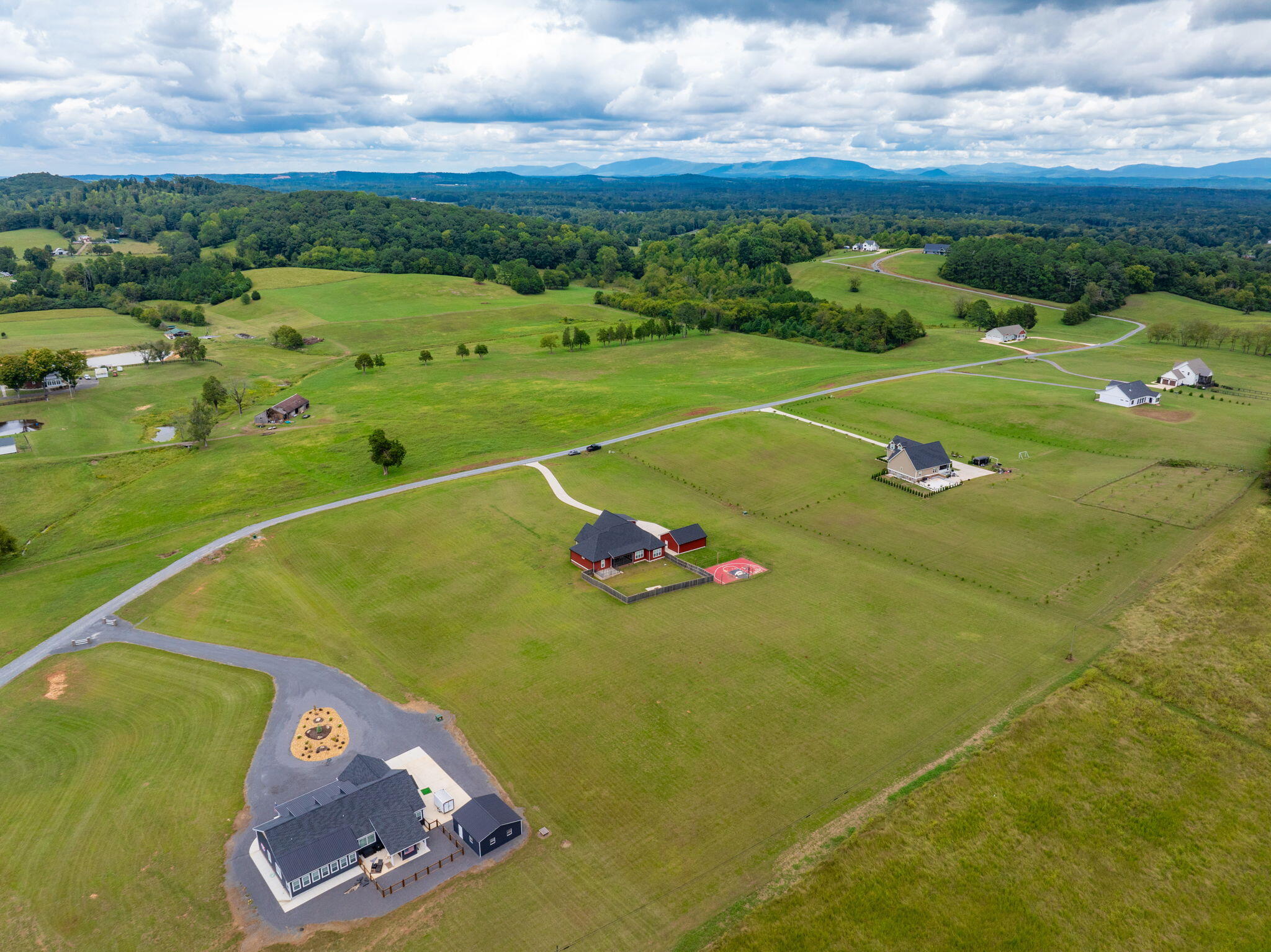 5857 Dalton Pike