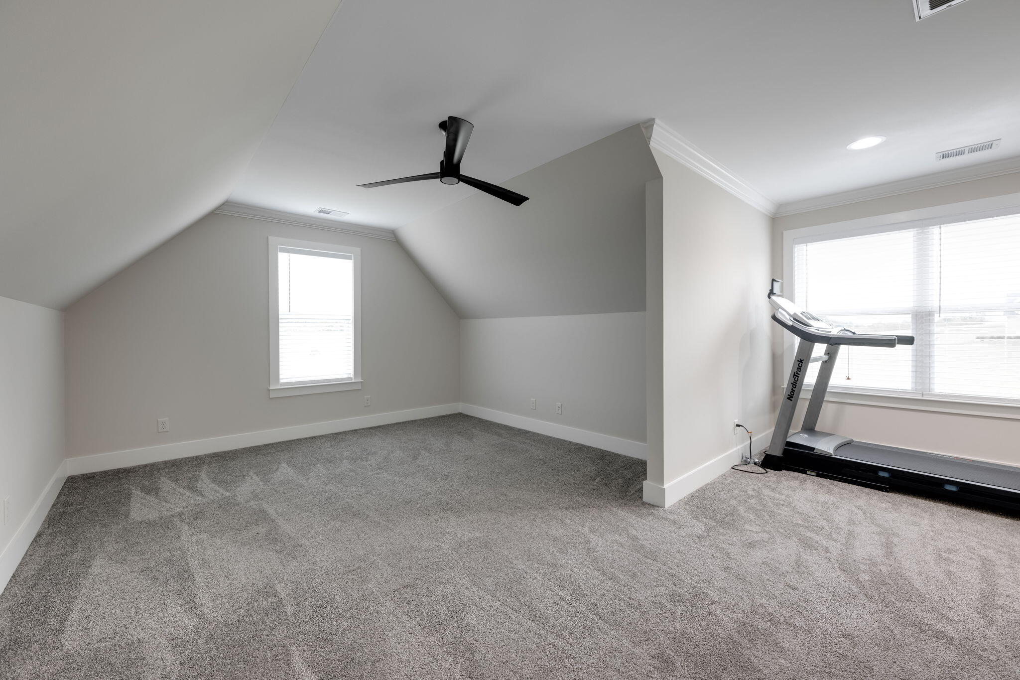 5857 Dalton Pike
