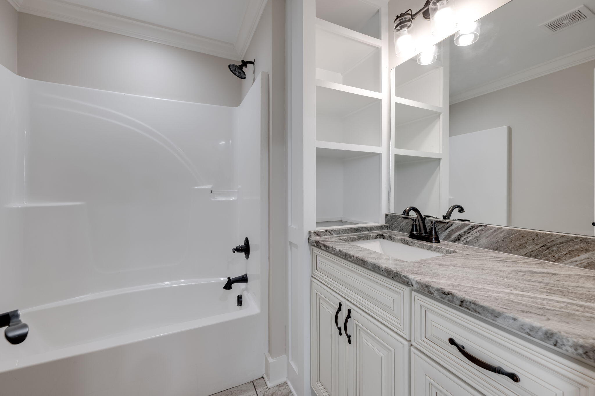 5857 Dalton Pike