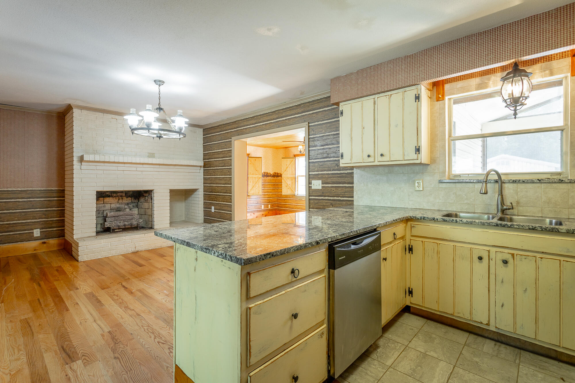2508 Dowler Circle