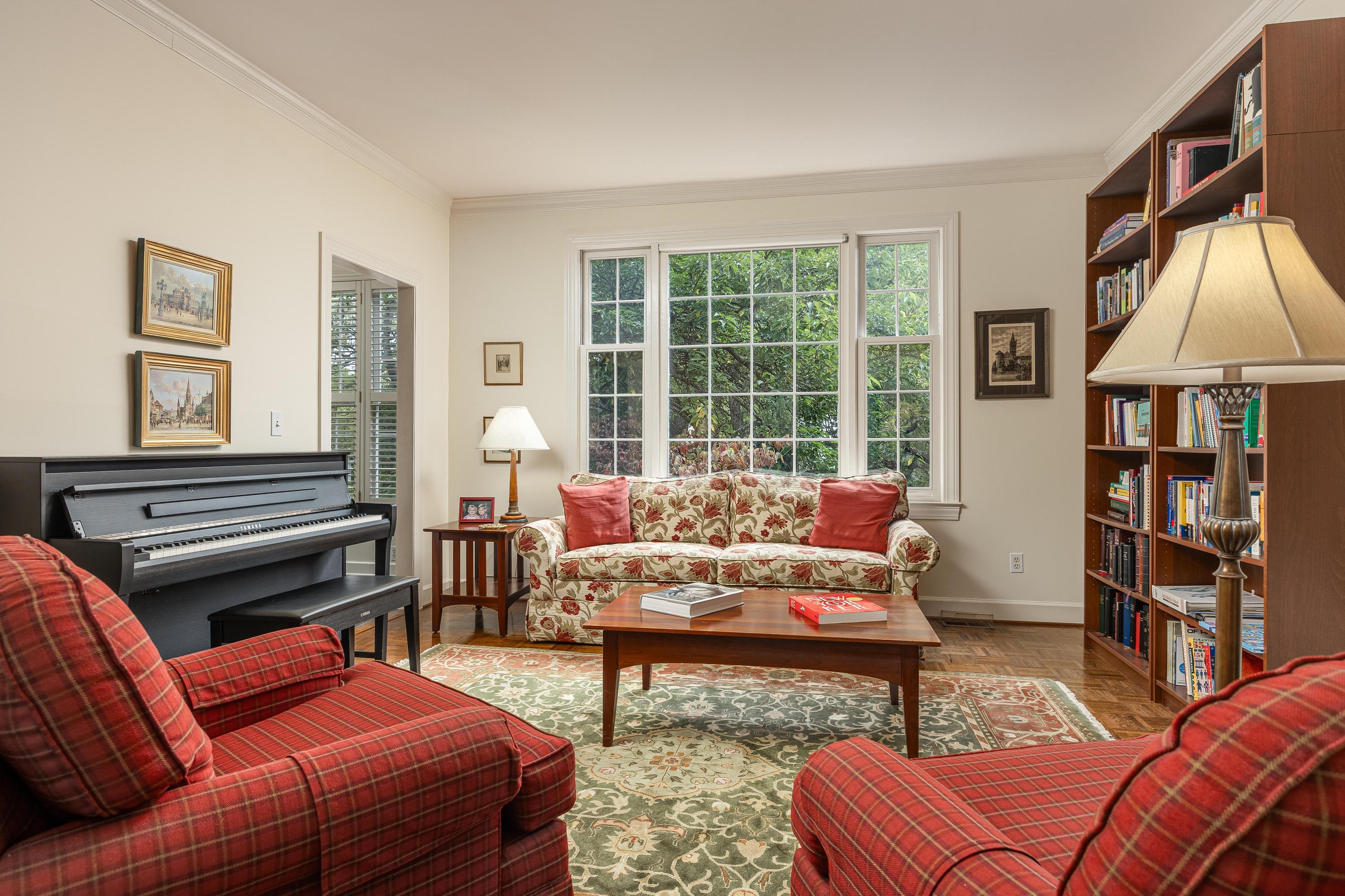 100 Scenic Highway, 48