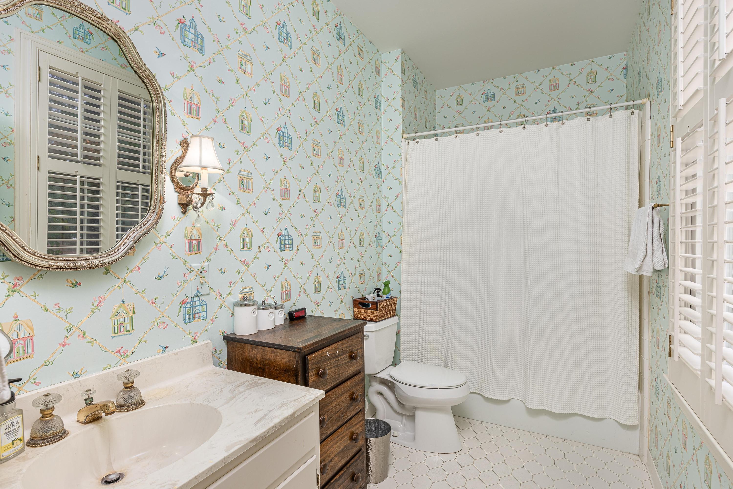 100 Scenic Highway, 48