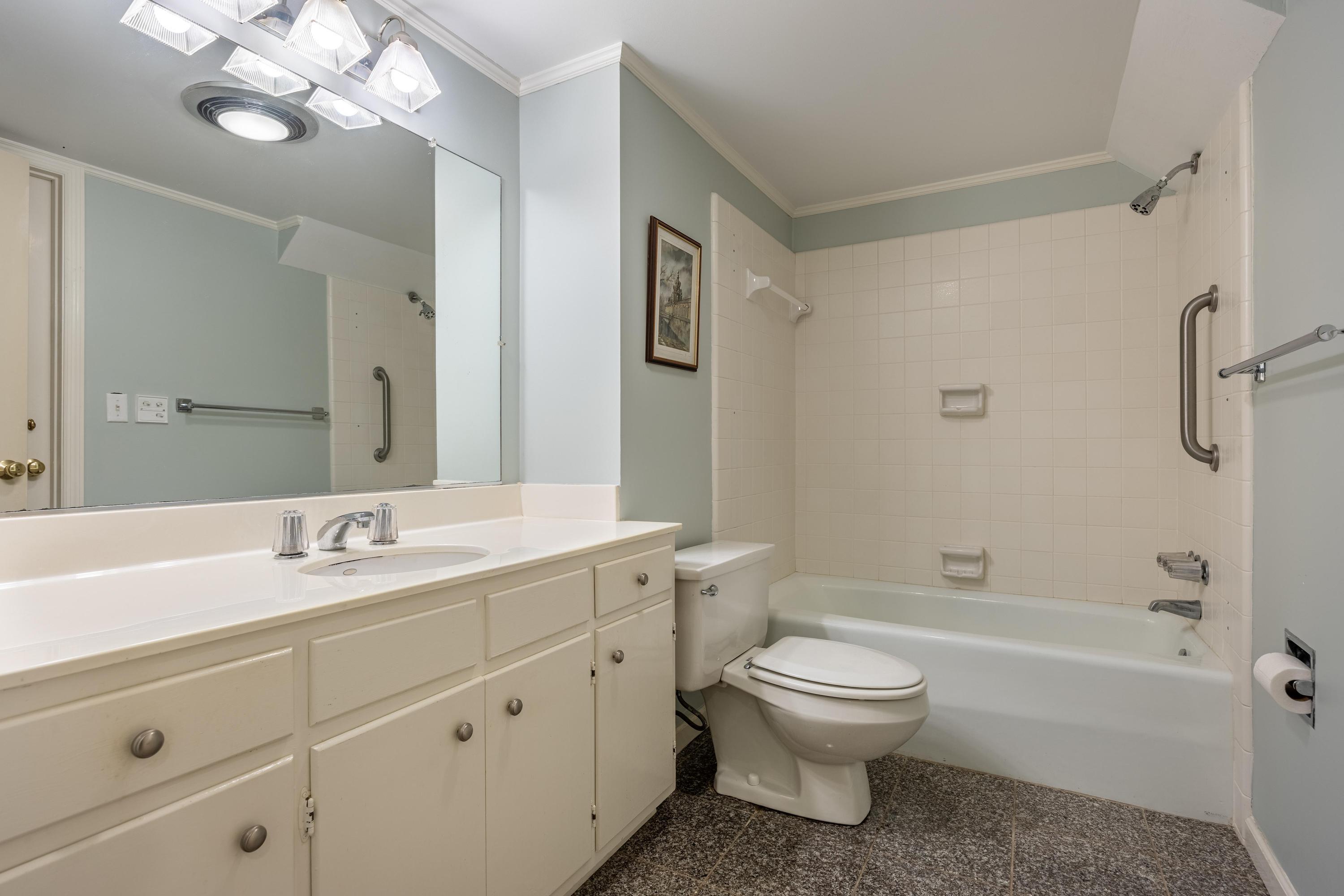 100 Scenic Highway, 48