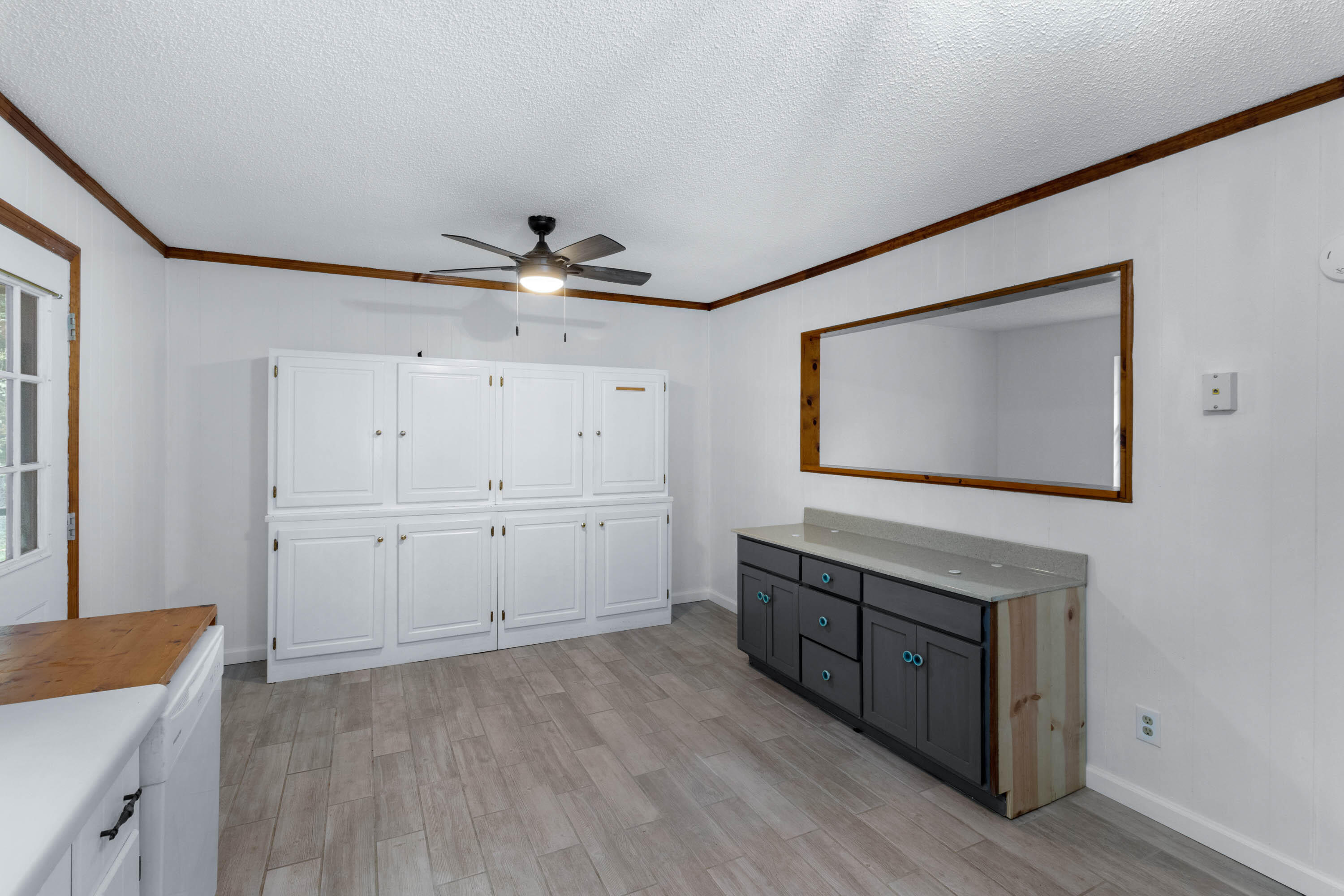6712 Barclay Lane
