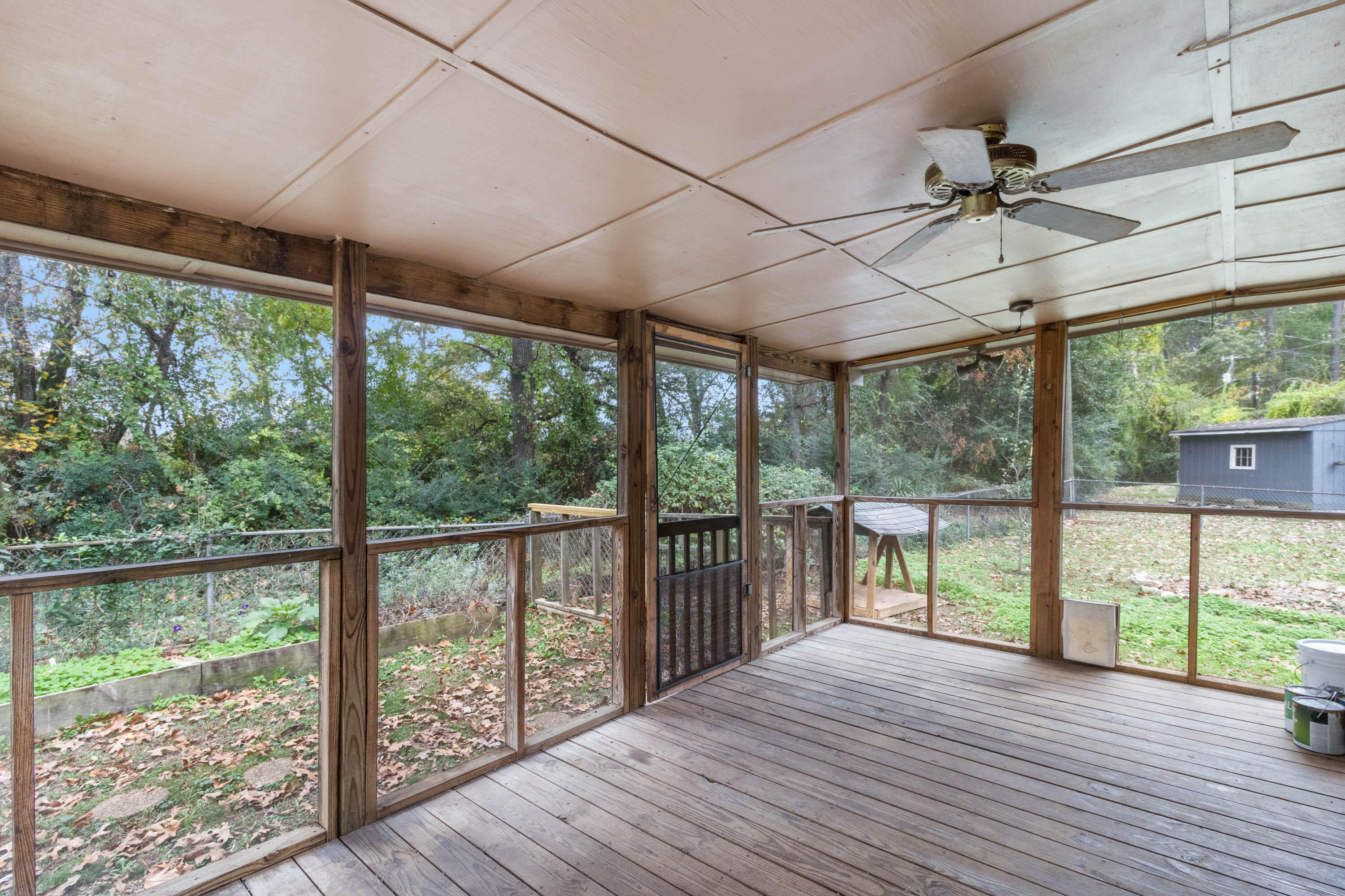6712 Barclay Lane