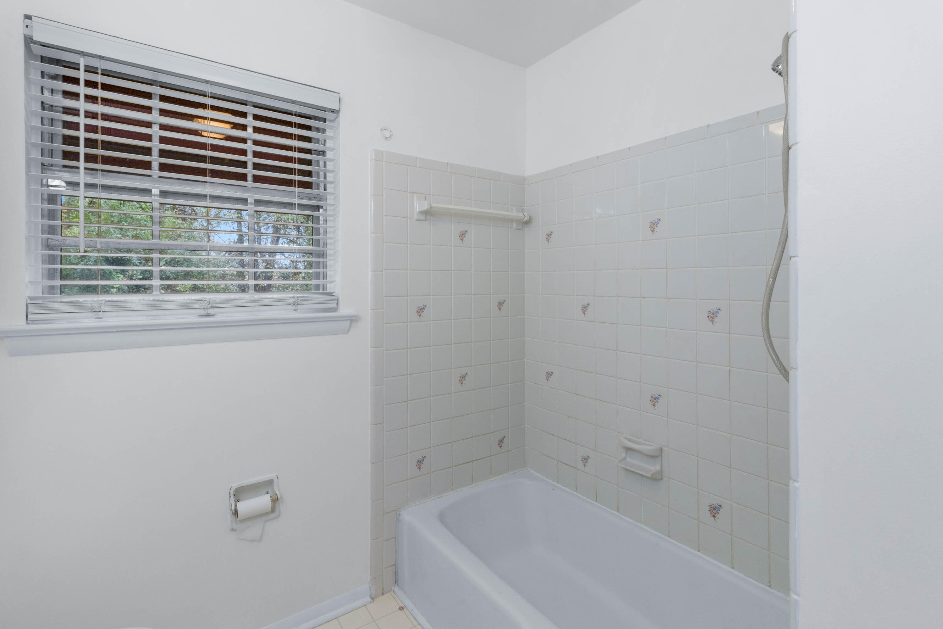 6712 Barclay Lane