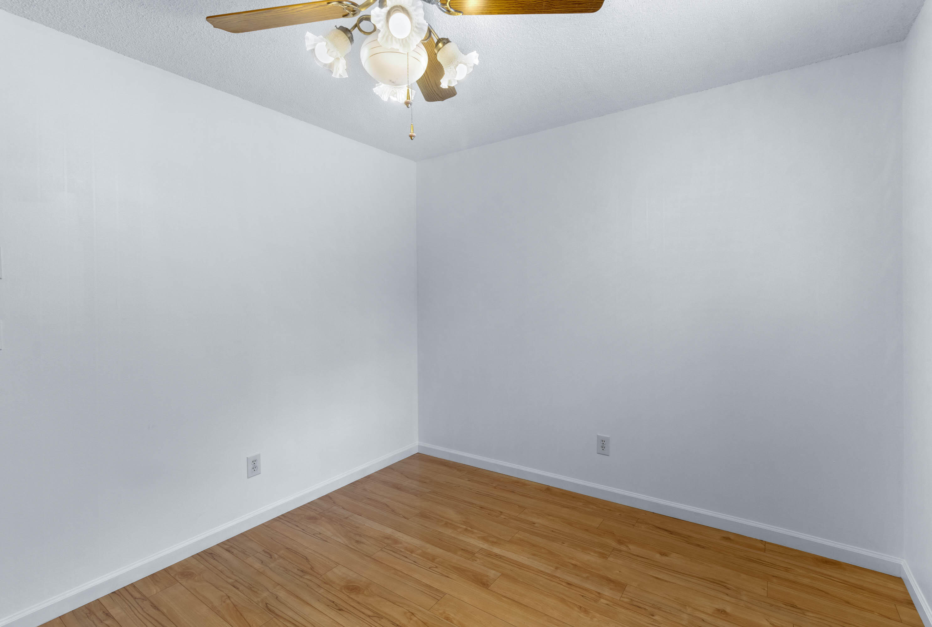 6712 Barclay Lane