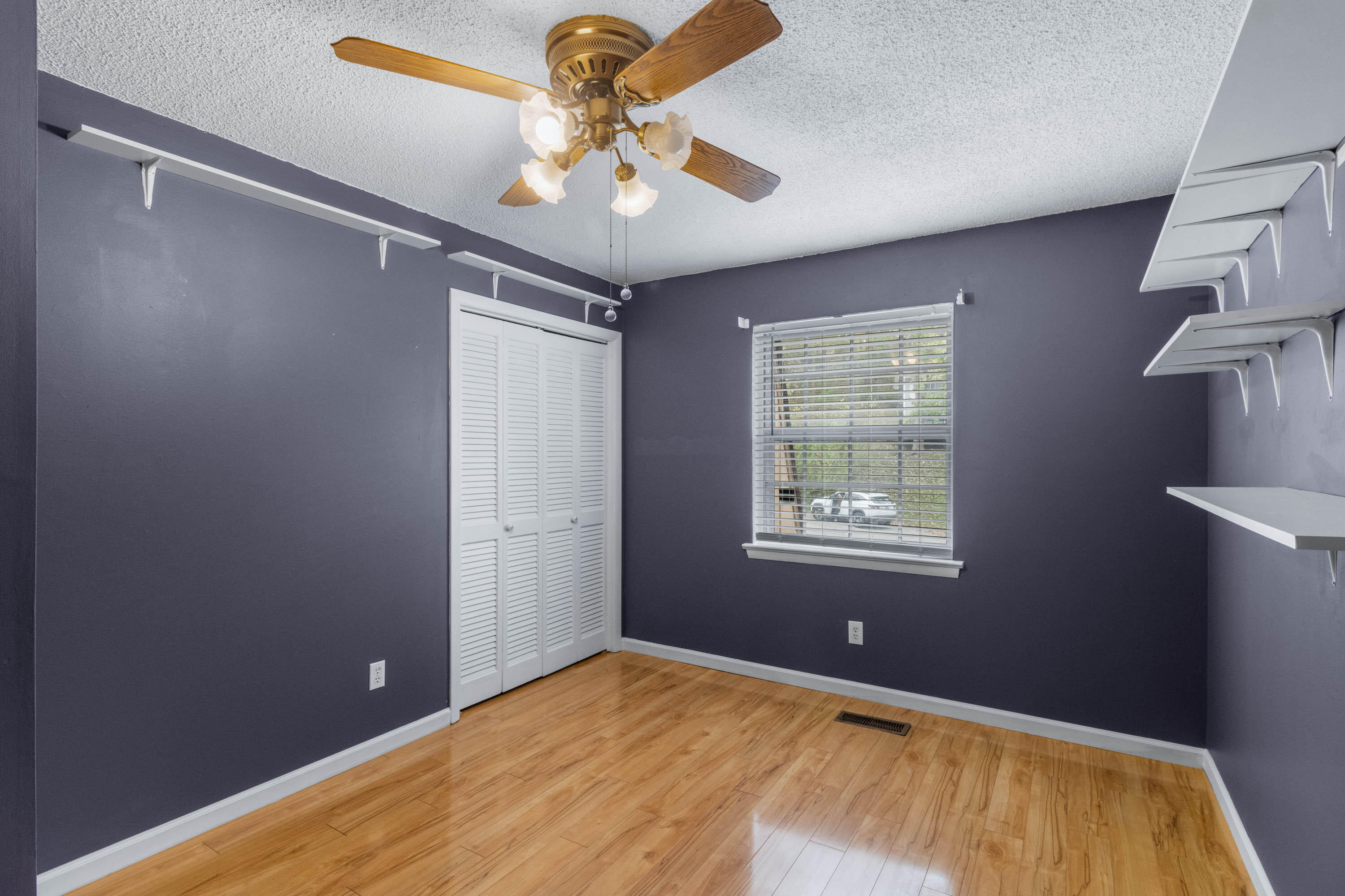 6712 Barclay Lane