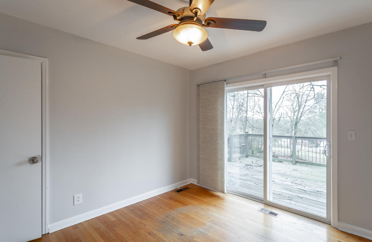 512 Acorn Court