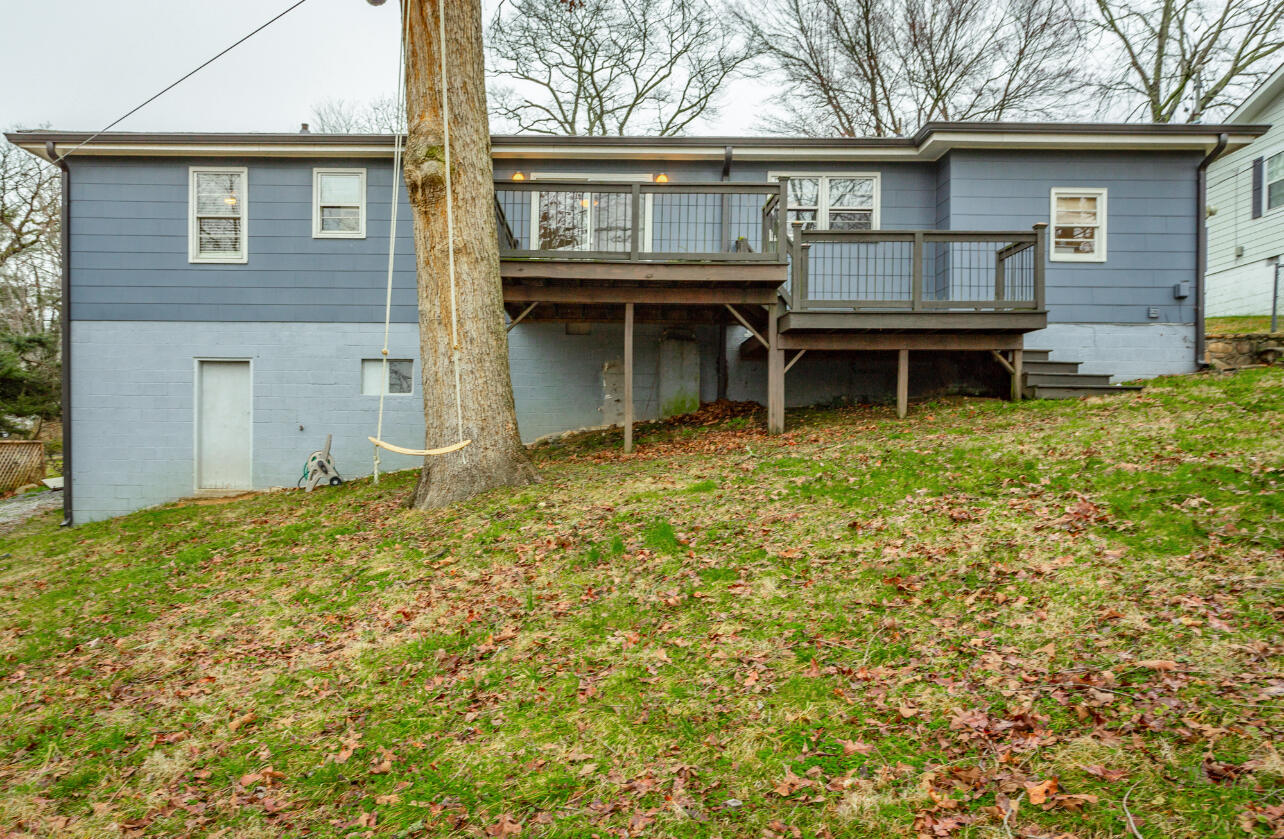 512 Acorn Court