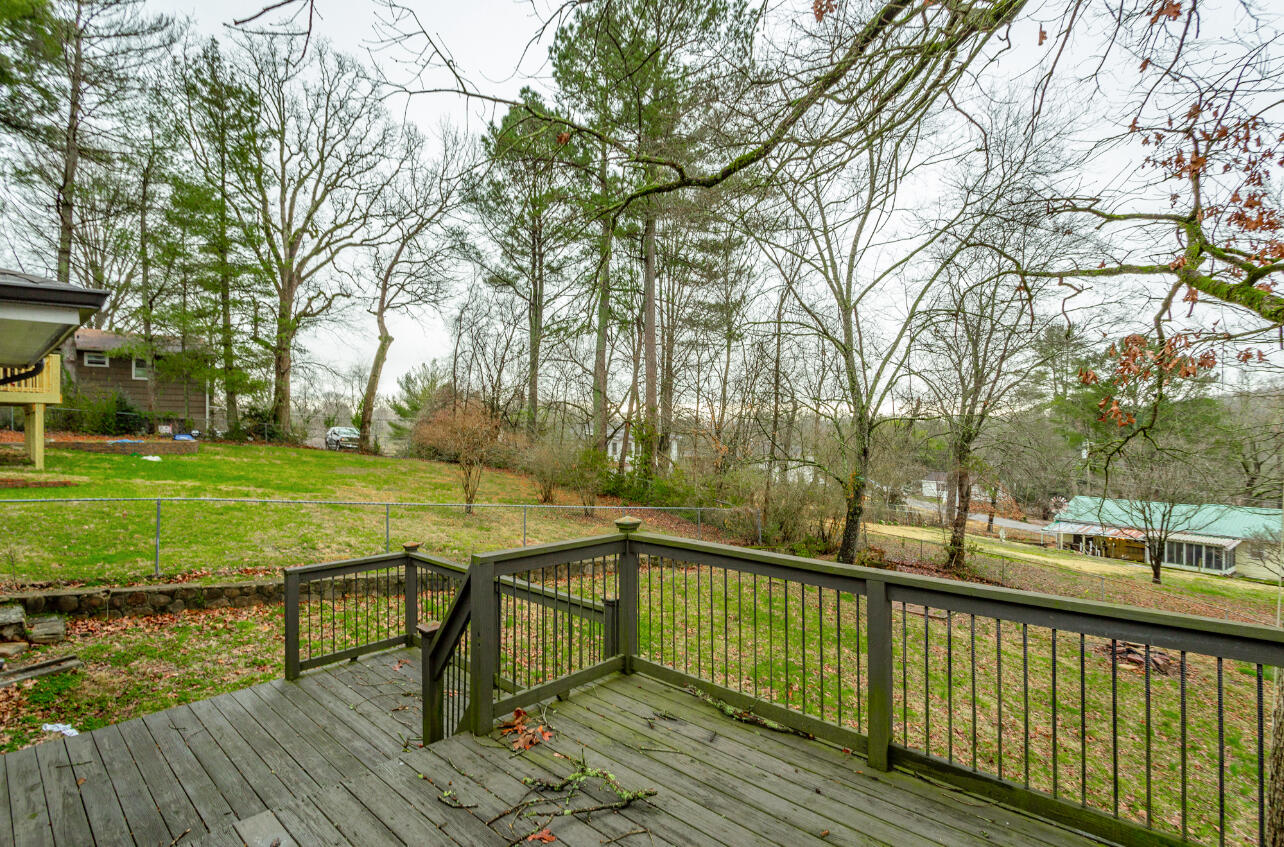 512 Acorn Court