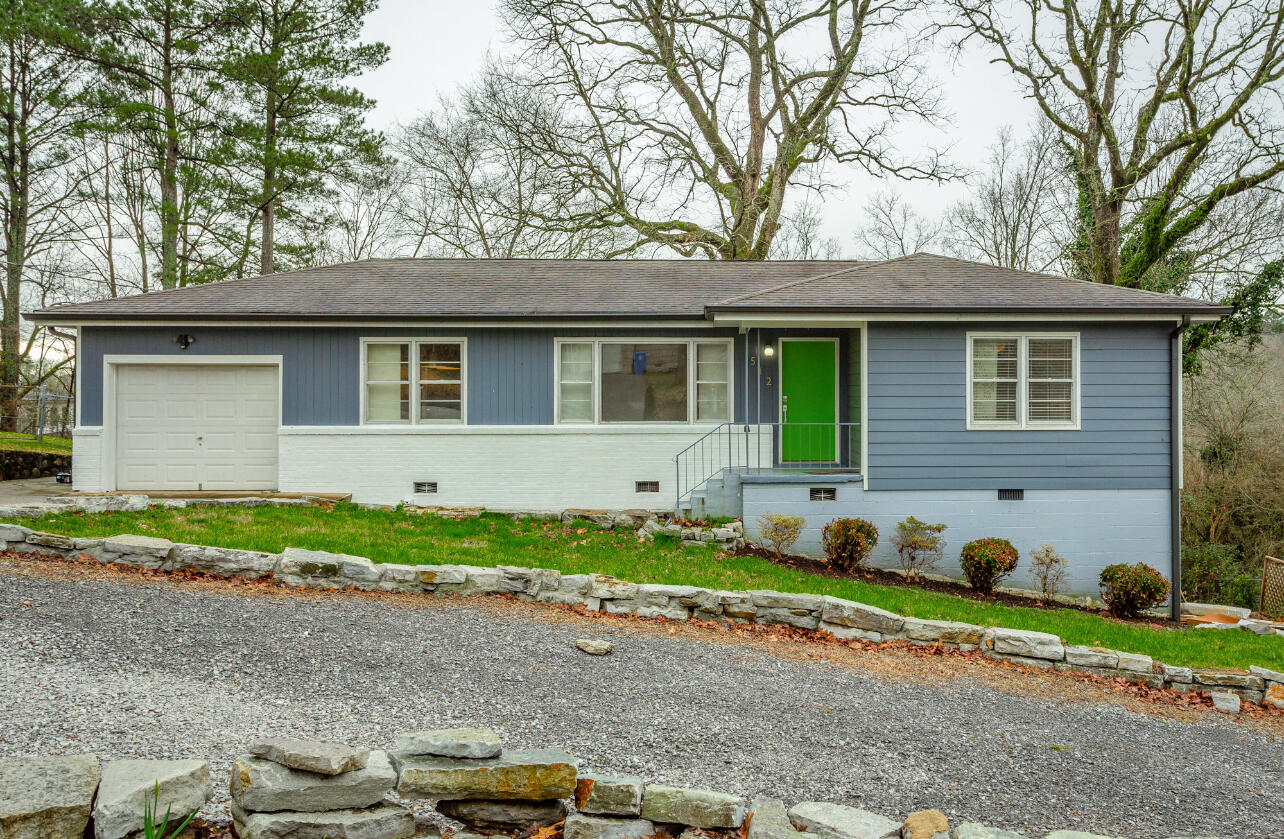 512 Acorn Court