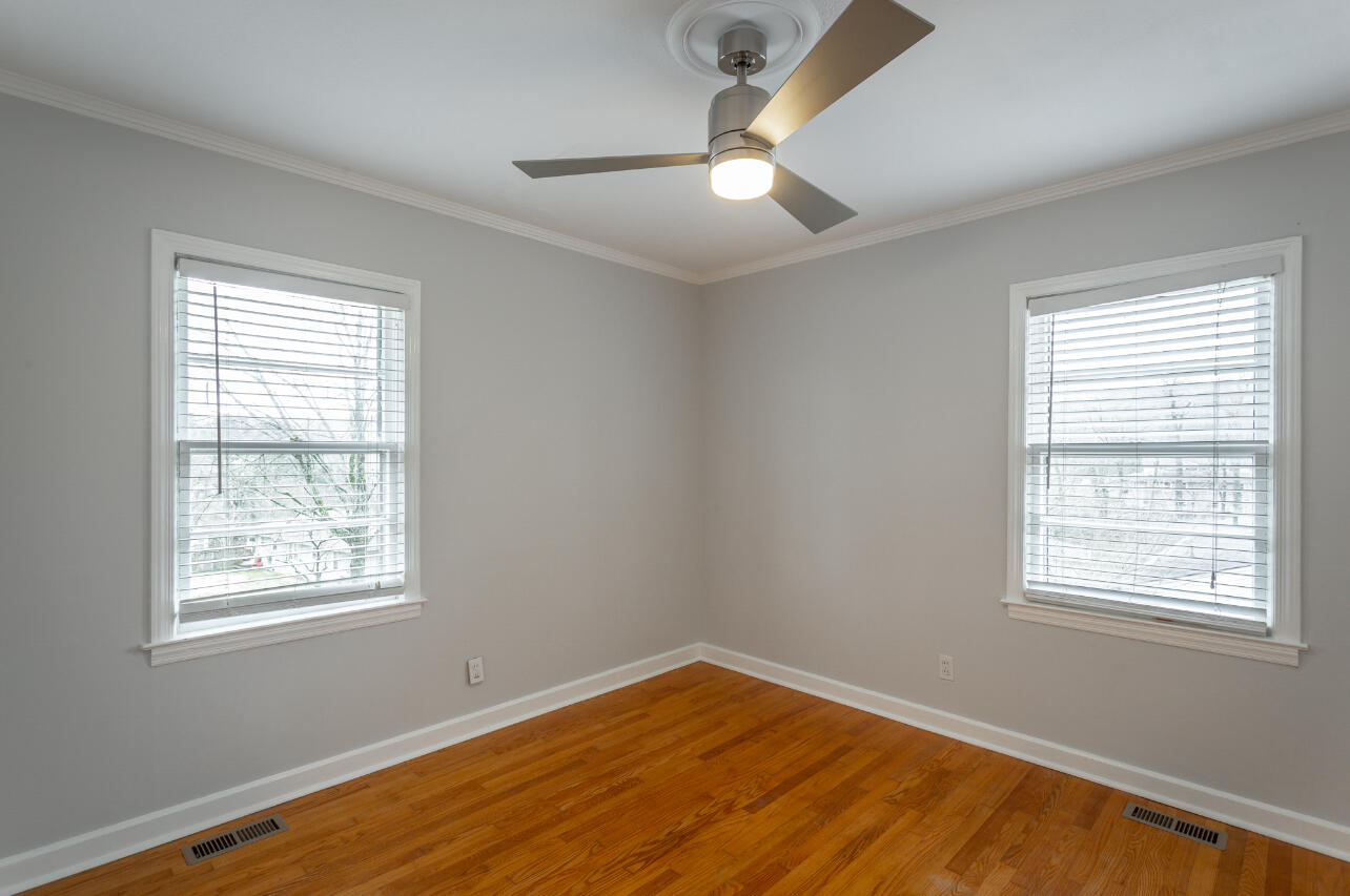 512 Acorn Court