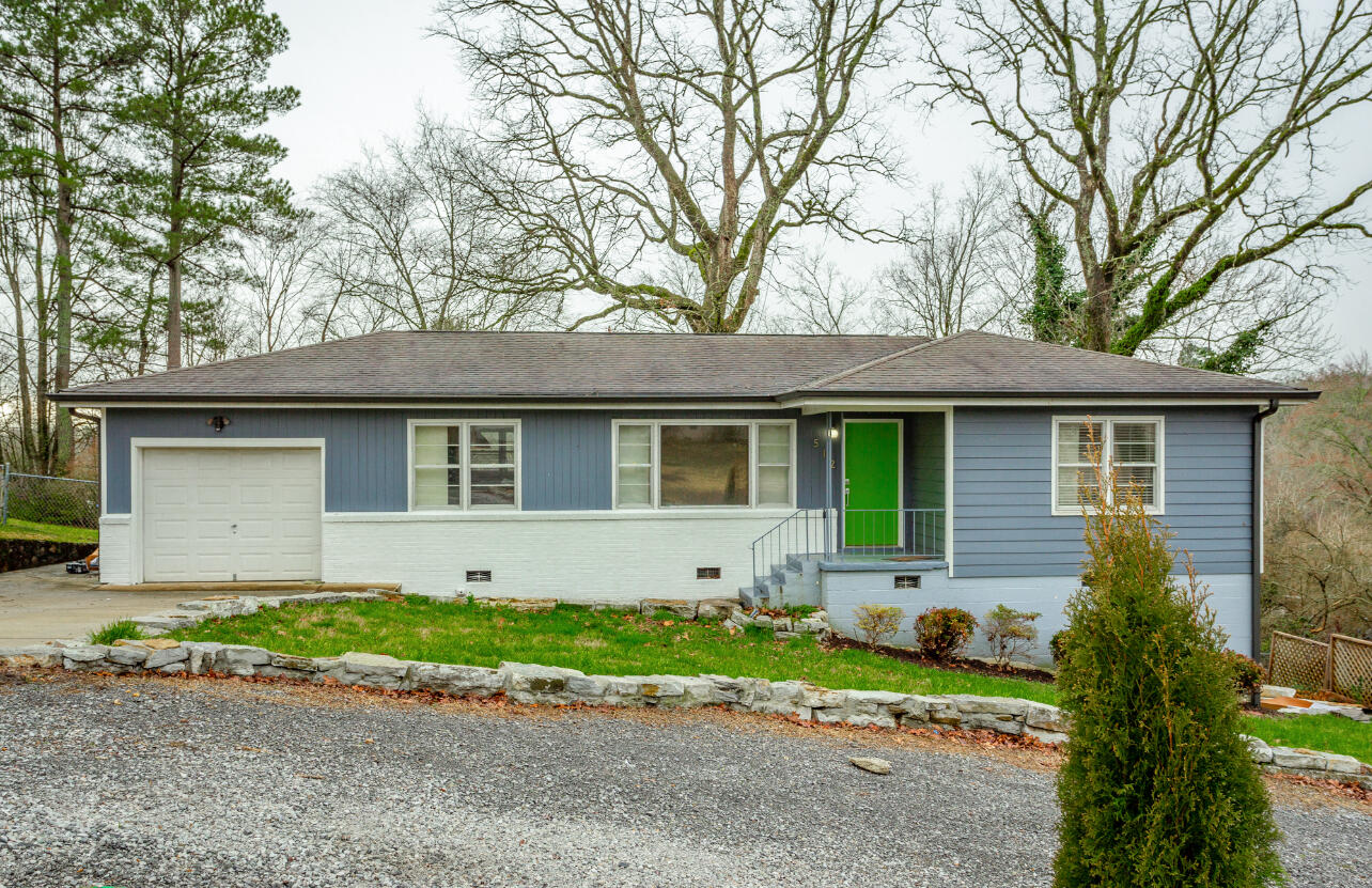 512 Acorn Court