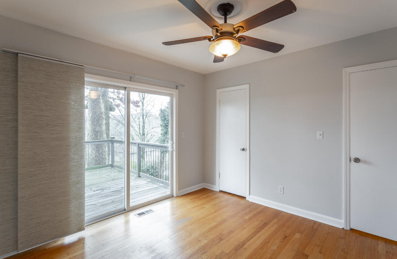 512 Acorn Court
