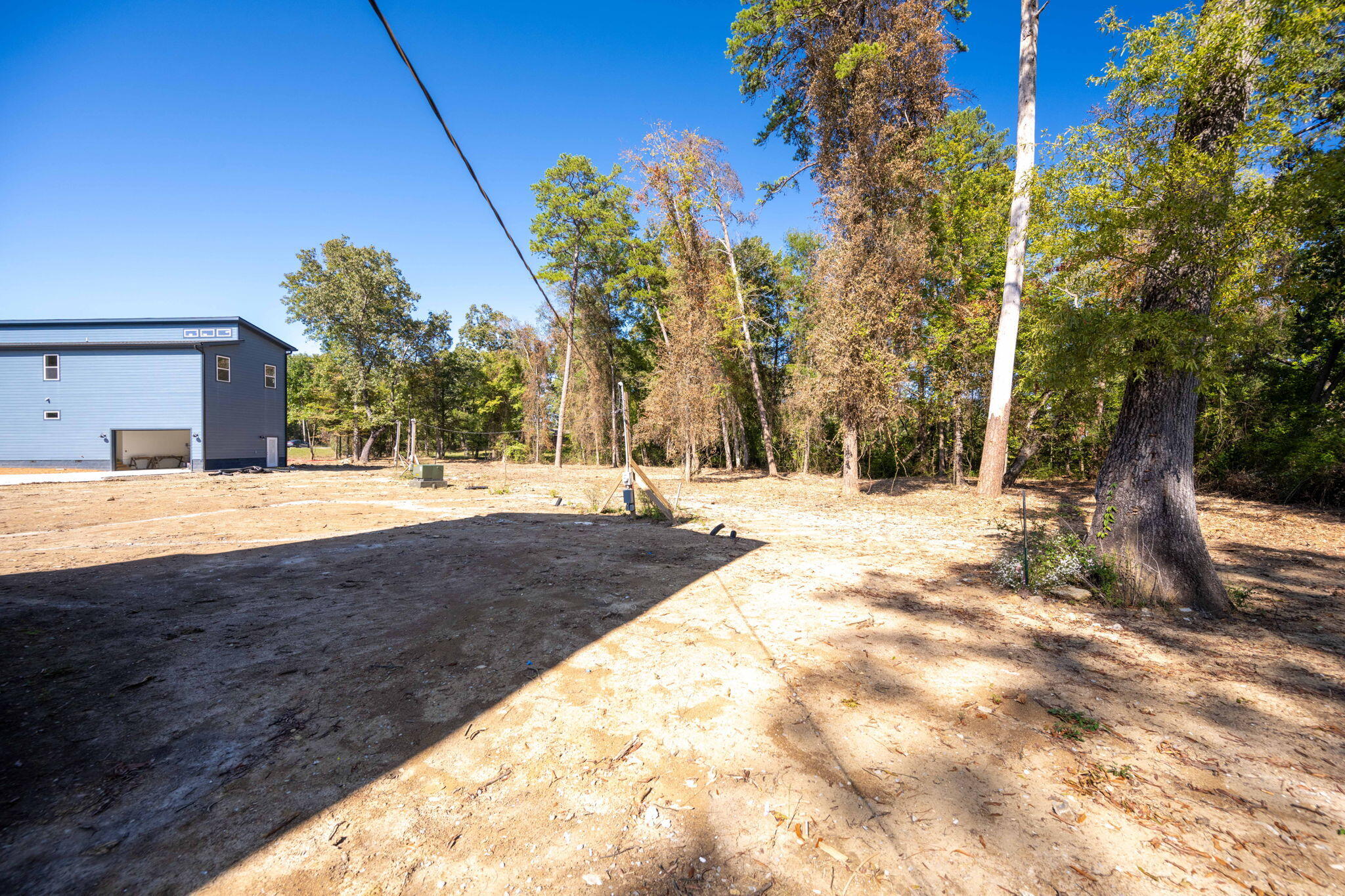 1105 Lakeside Circle
