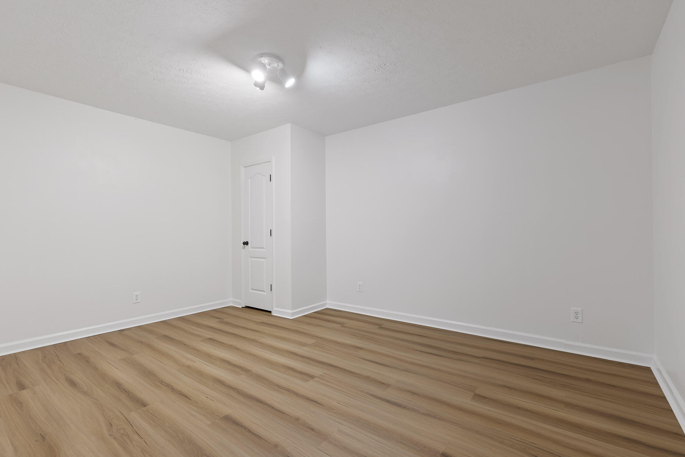 13411 Emerald Creek Circle