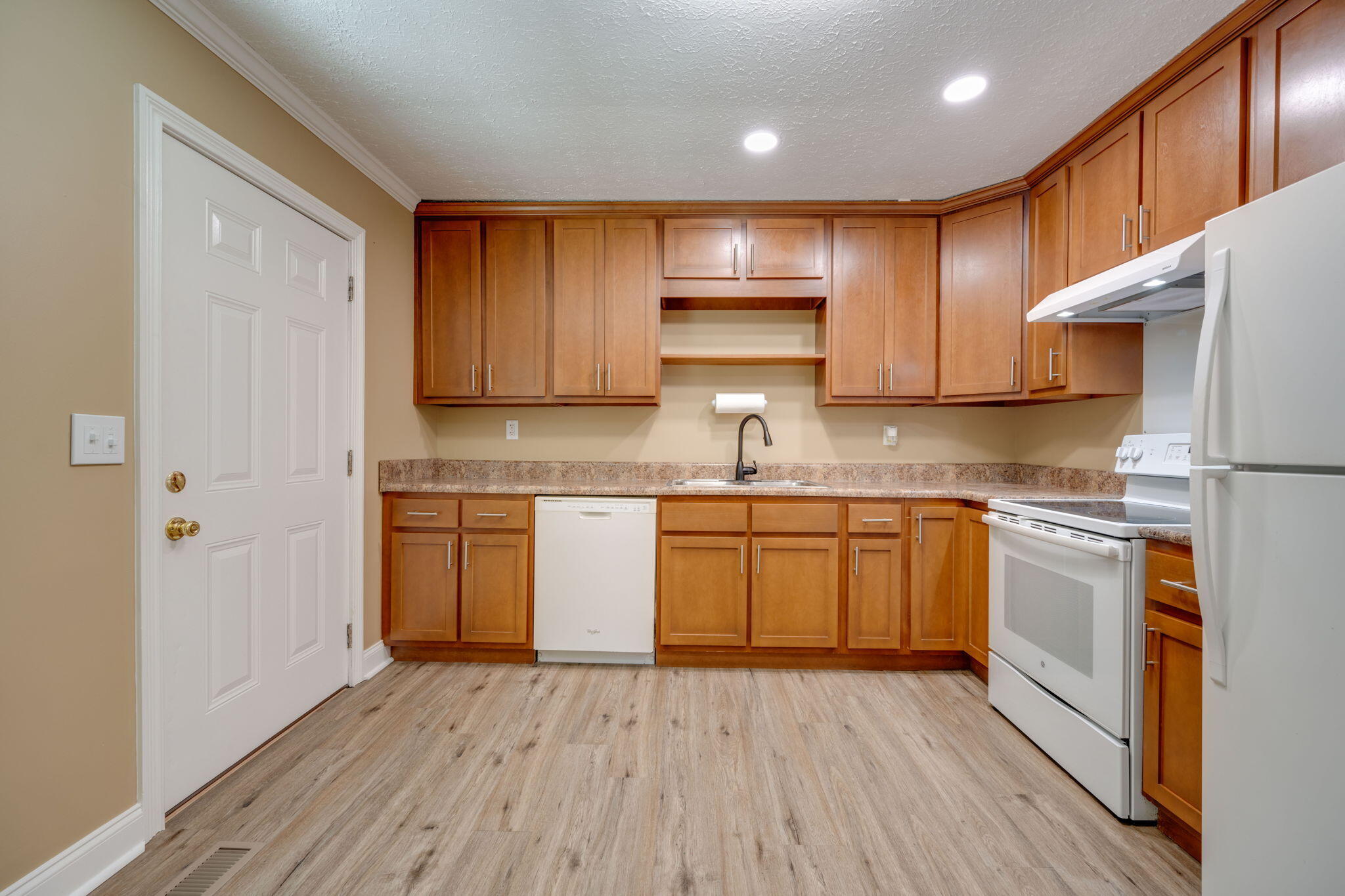 111 Highway Old 27