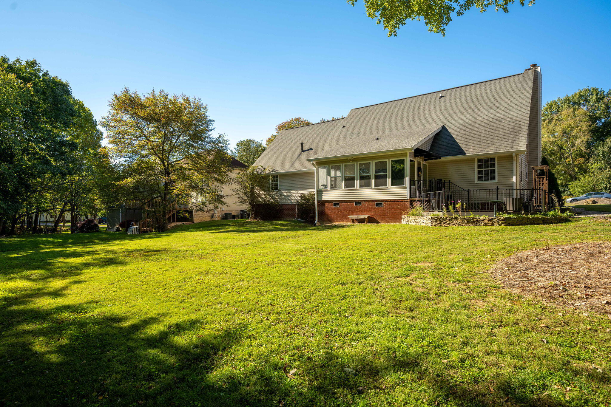 2806 Fox Ridge Road
