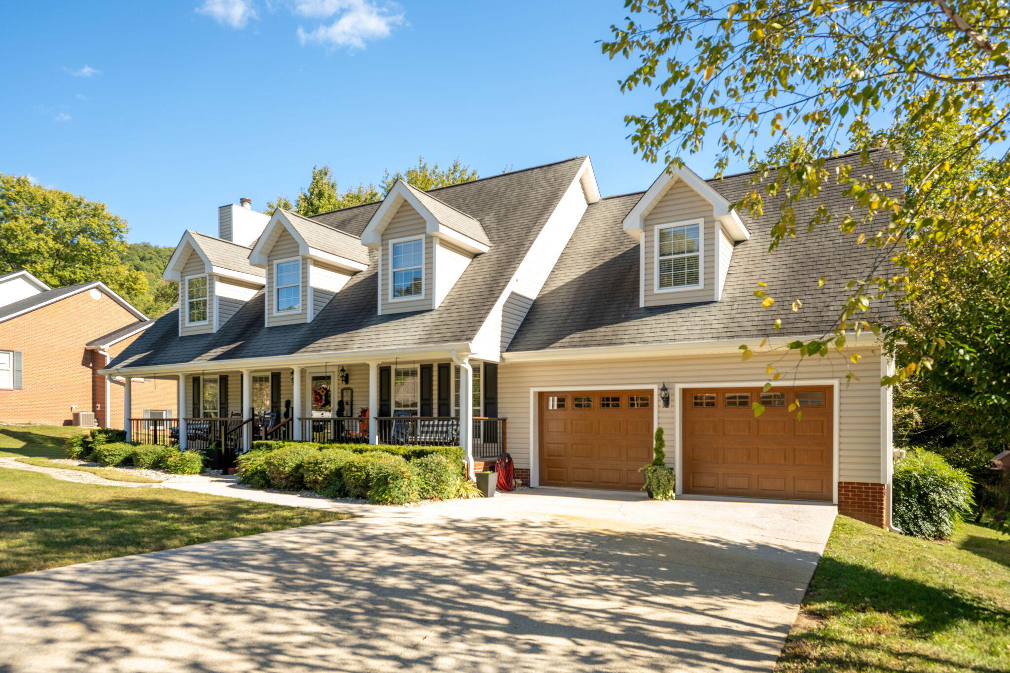 2806 Fox Ridge Road