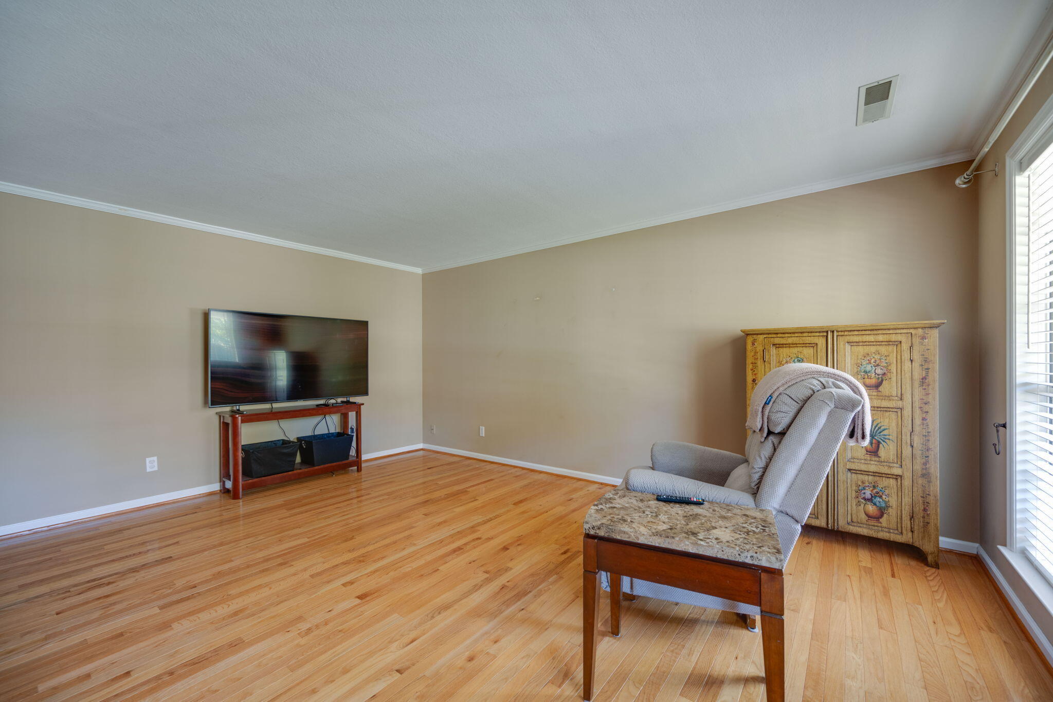 2806 Fox Ridge Road