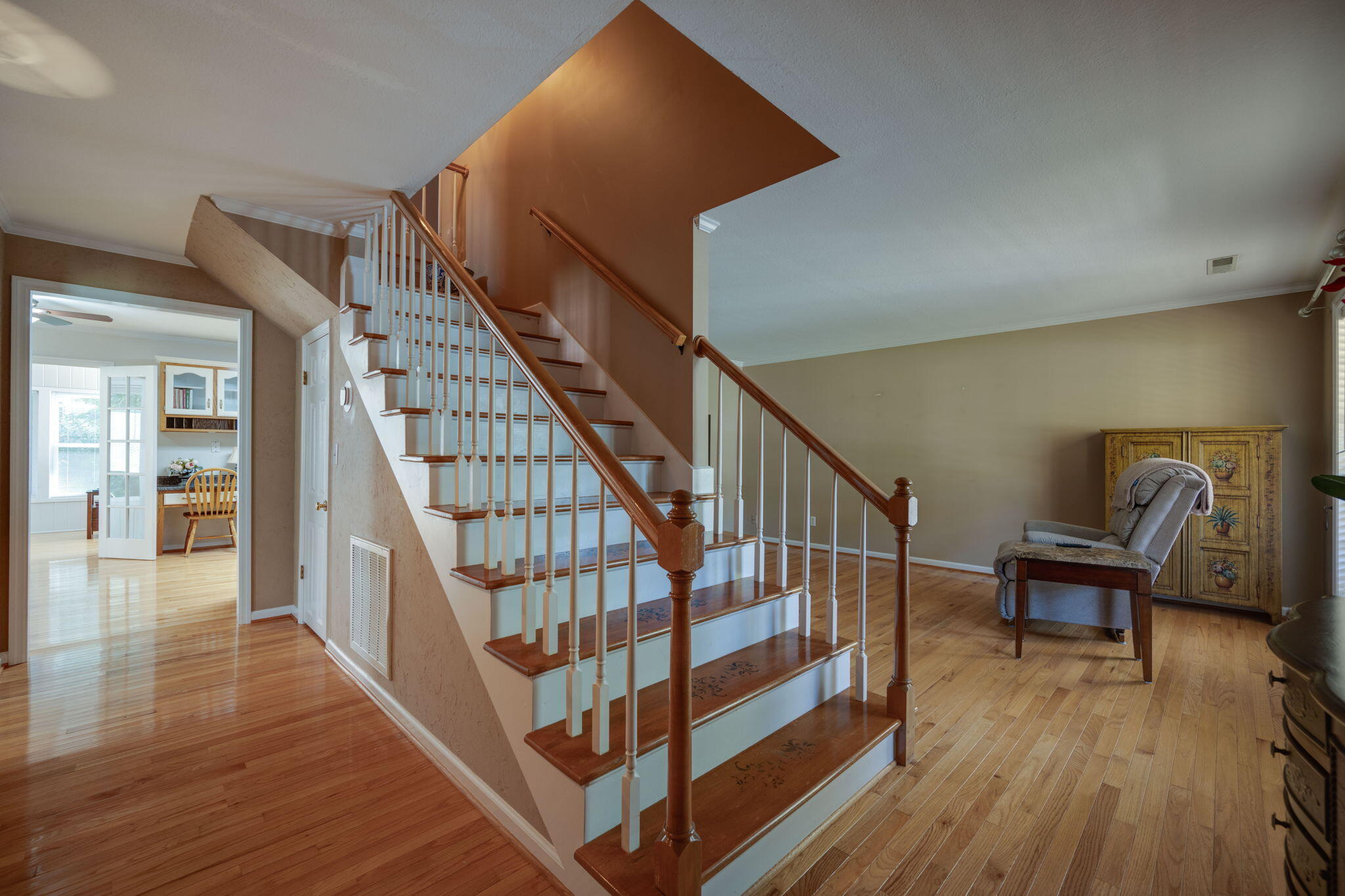 2806 Fox Ridge Road