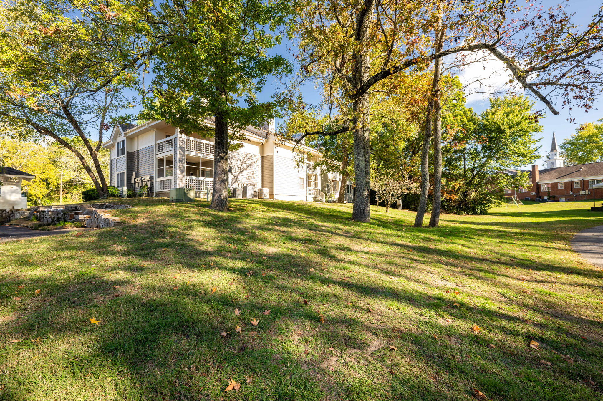 300 Durand Drive, # 24