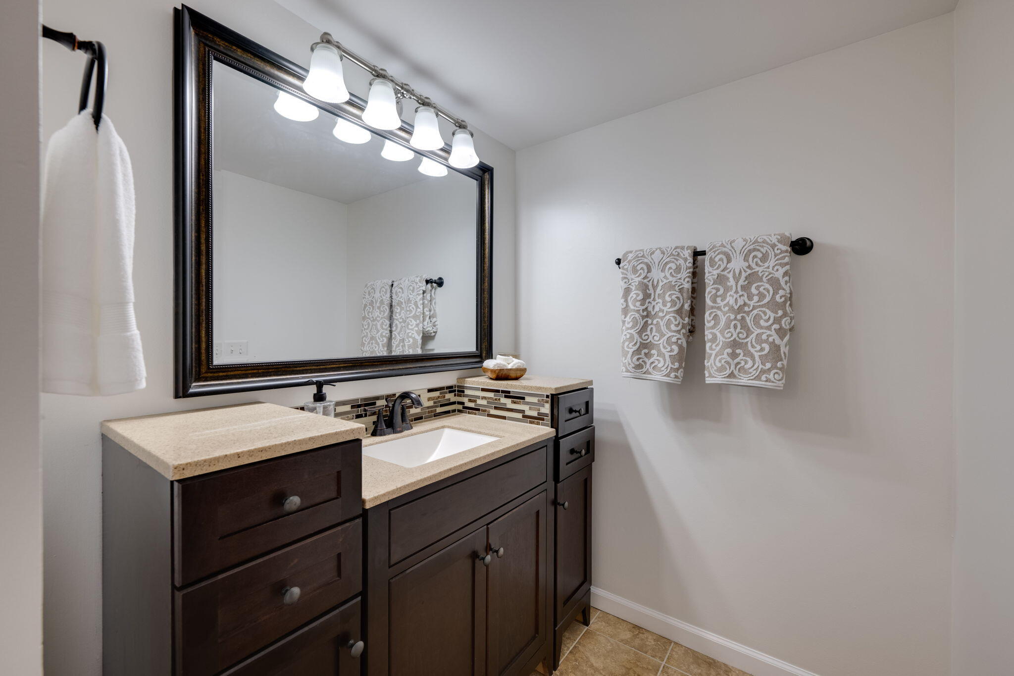300 Durand Drive, # 24