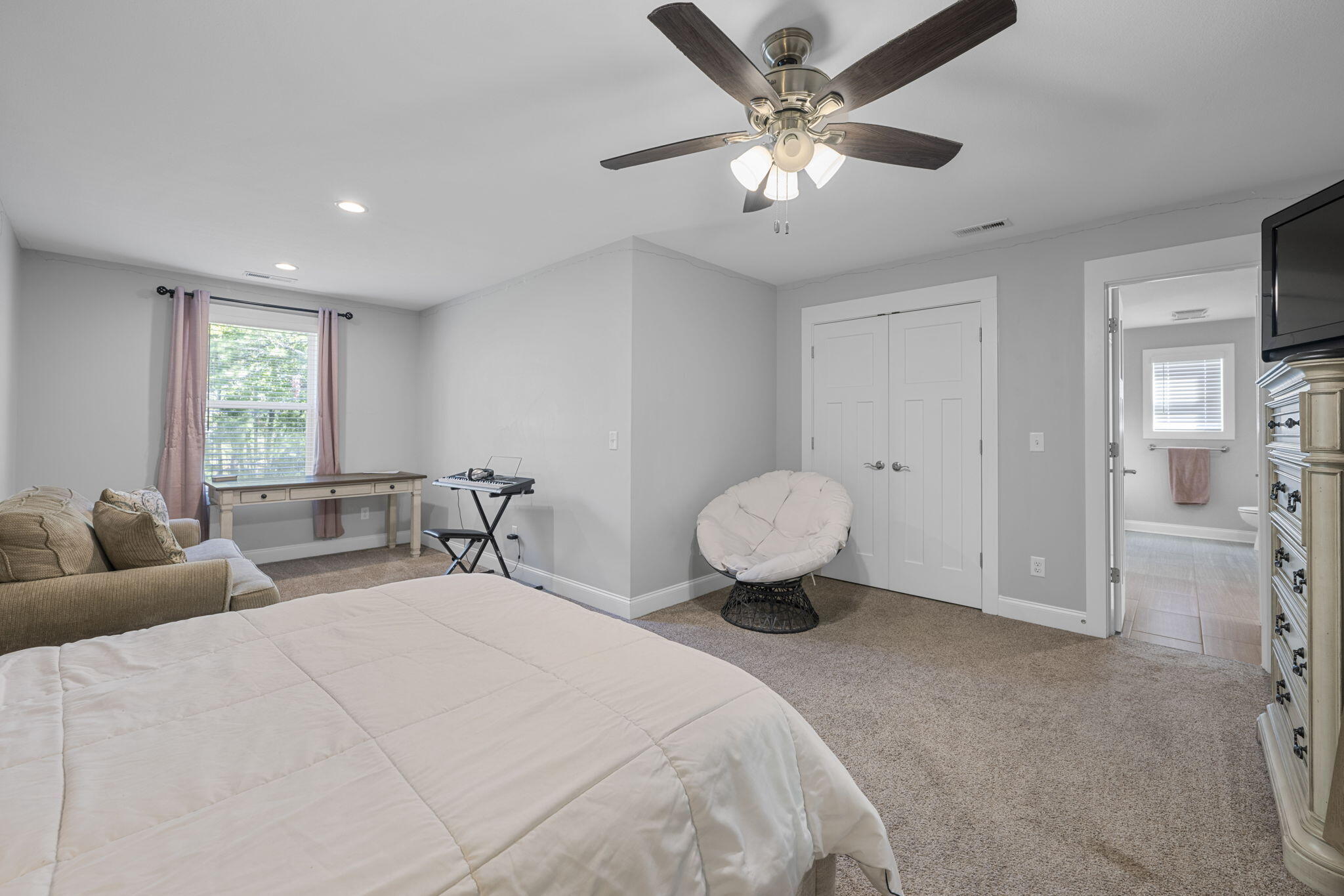 7036 Gregory Drive