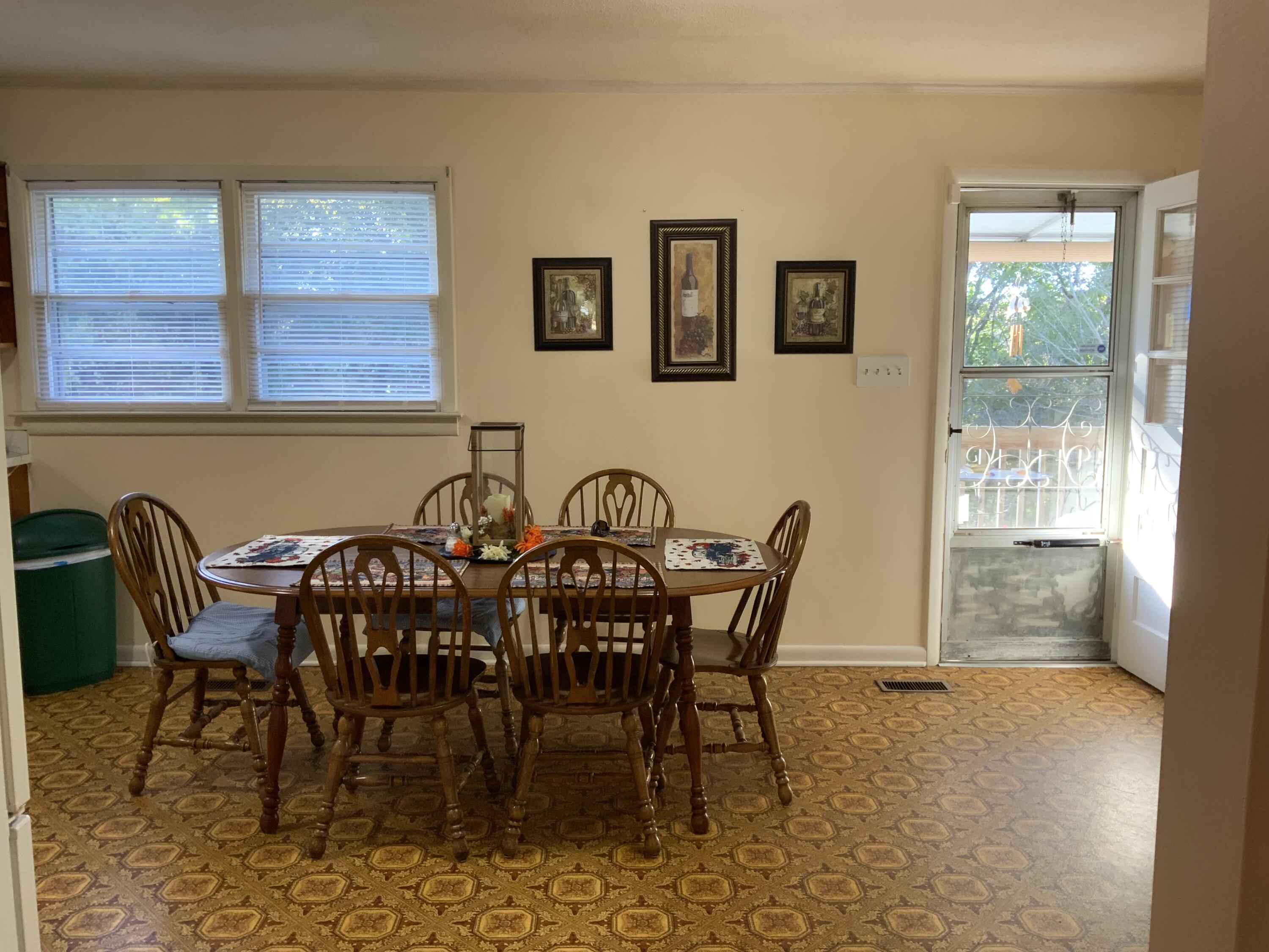 357 N Jenkins Road