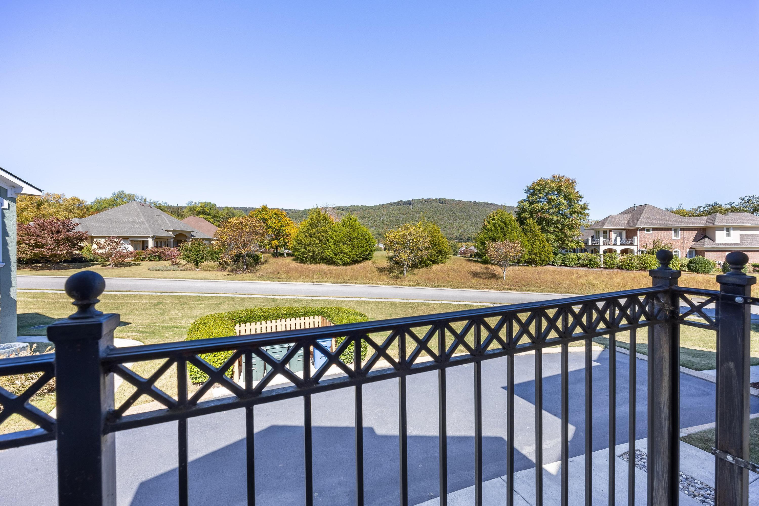 705 Renaissance Court