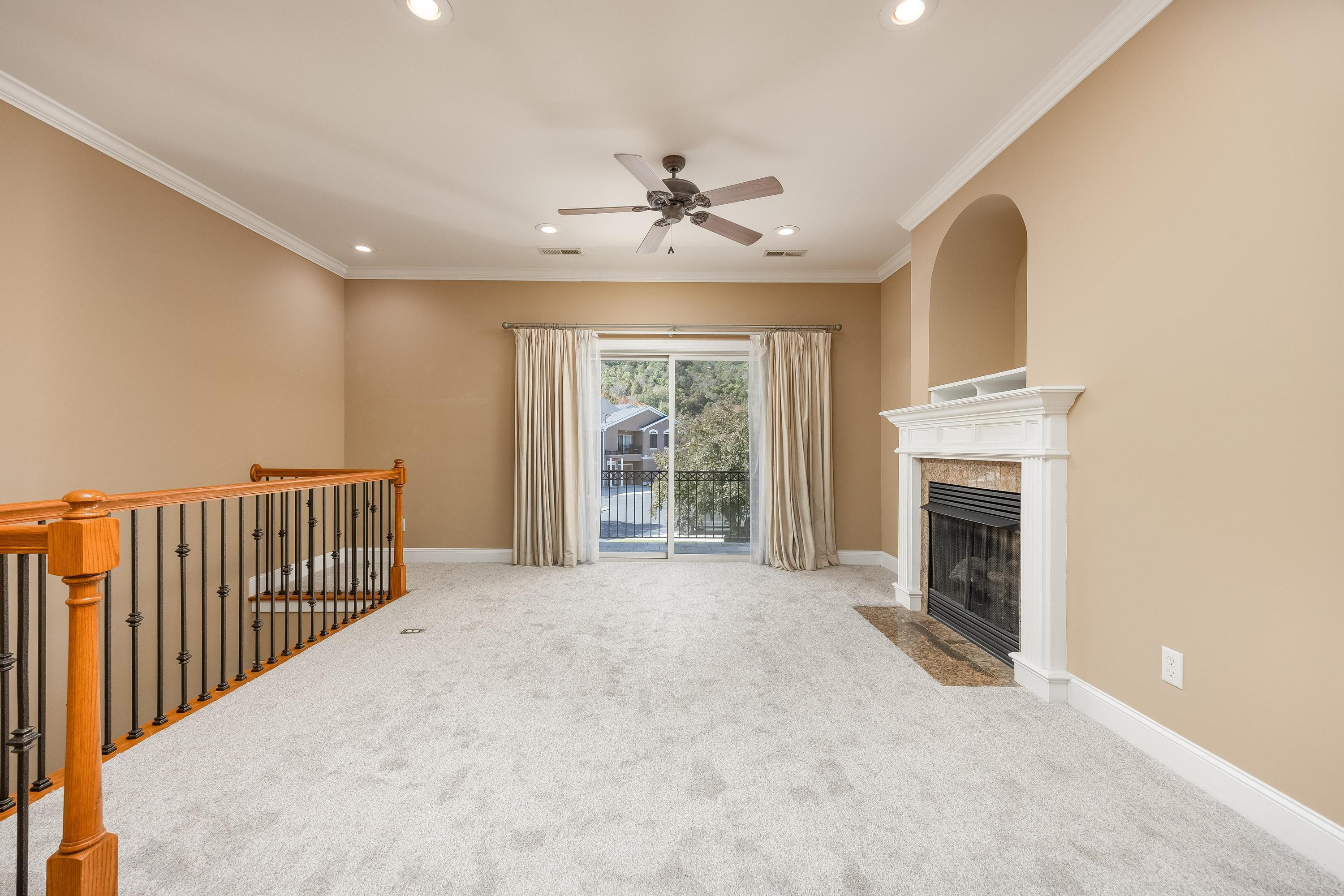 705 Renaissance Court
