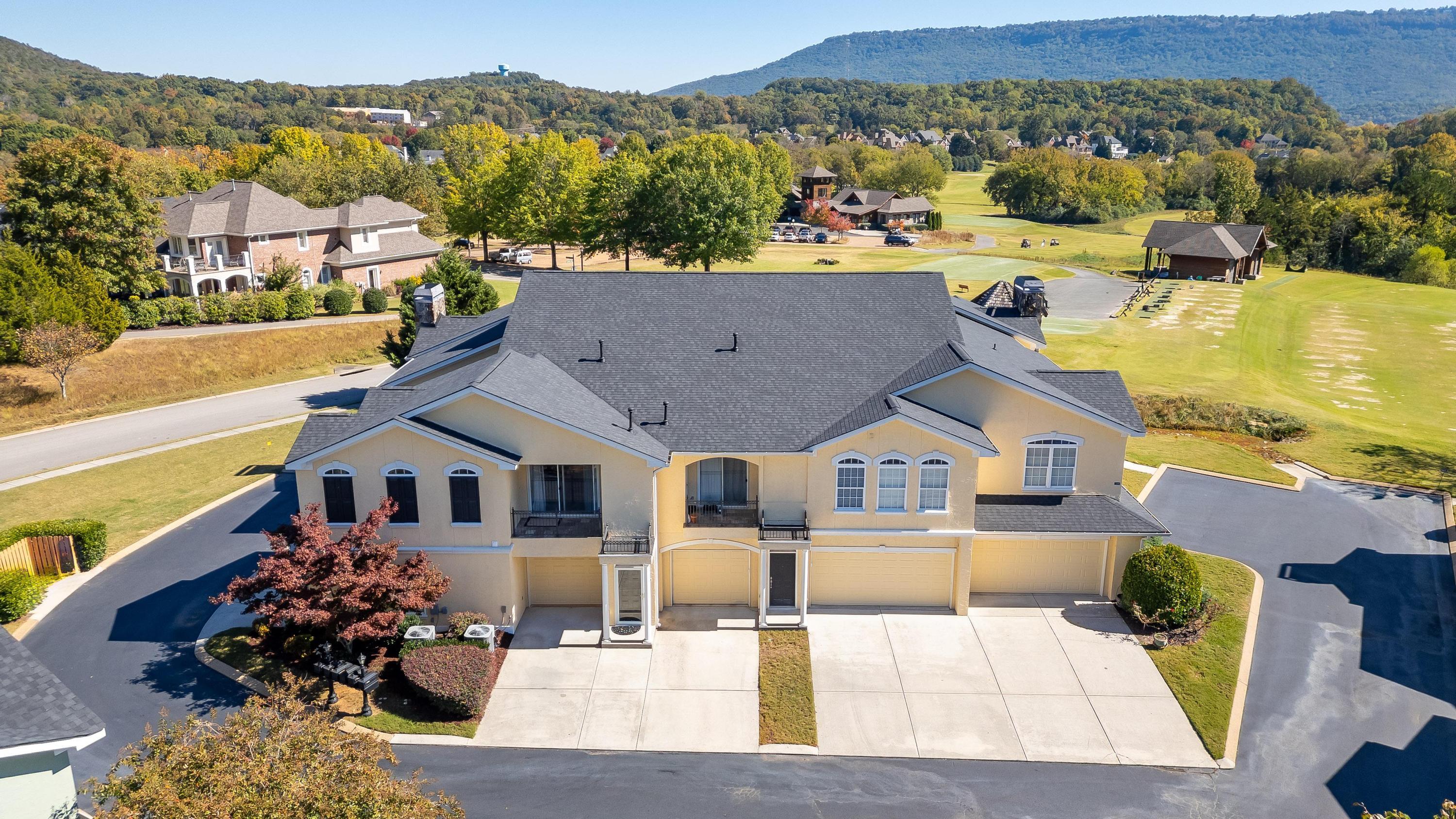 705 Renaissance Court