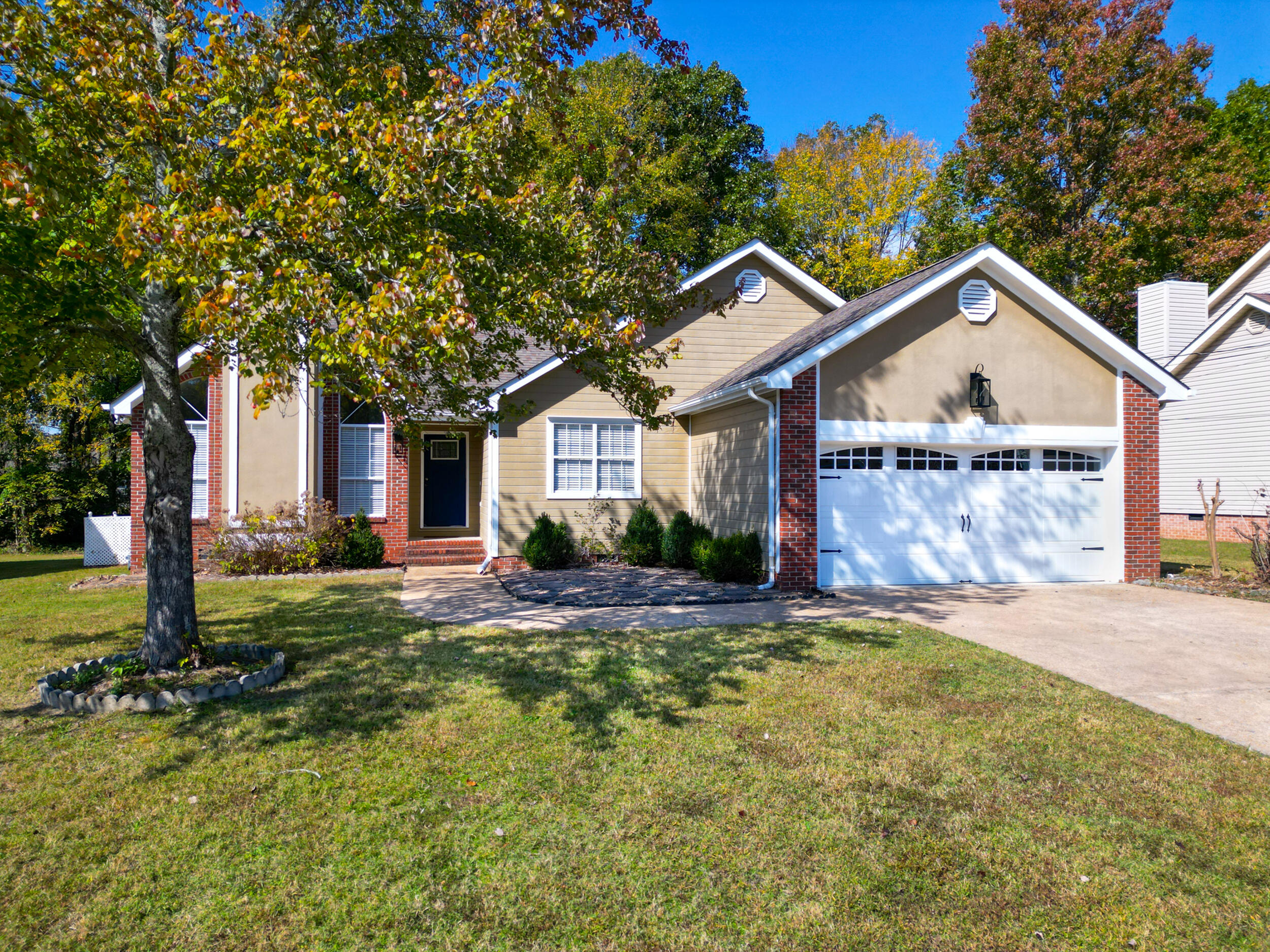 1923 Howell Mill Drive